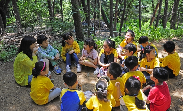 20110616-숲과 함께 놀자-숲 어린이 집 일일교사 35965.JPG
