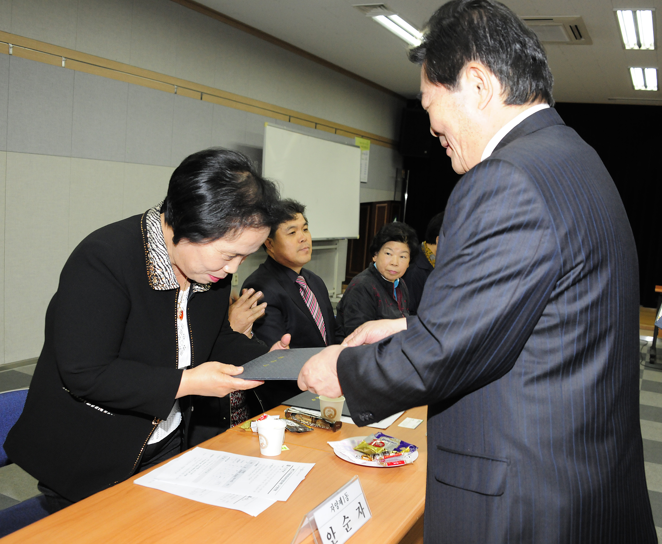 20111018-제2기 광진구 복지위원 위촉식 41768.JPG