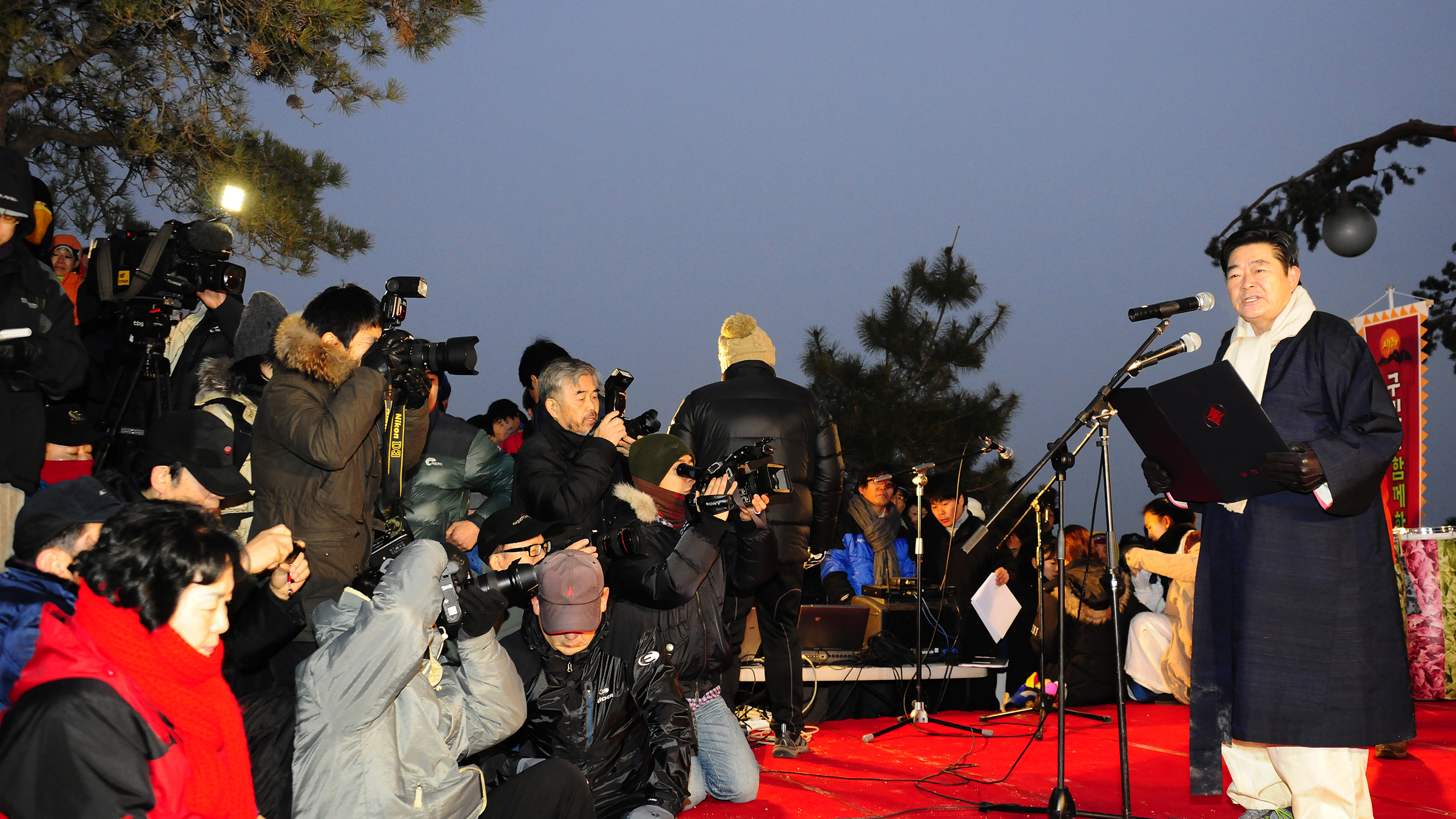 20120101-새해 아차산 해맞이 축제 47568.JPG