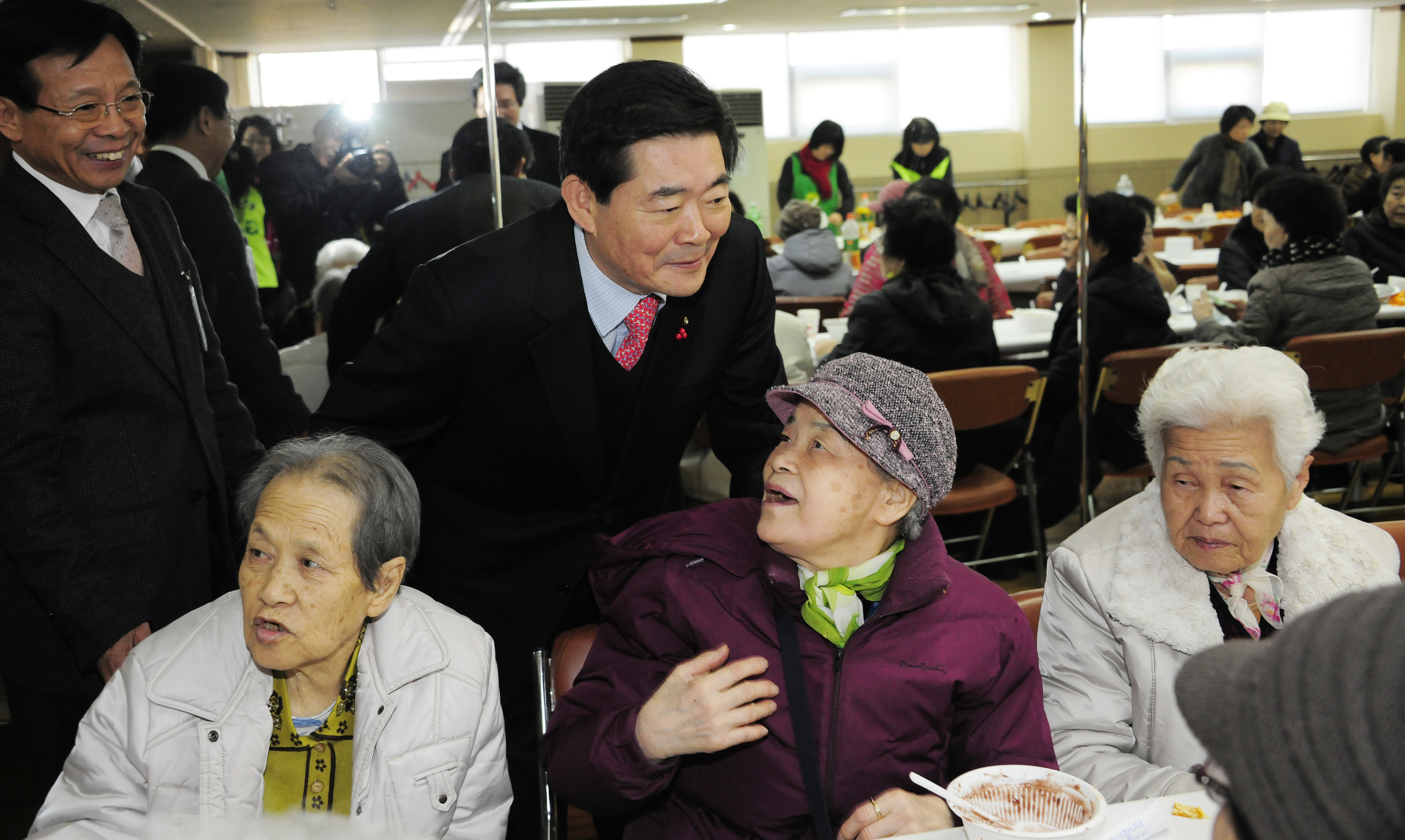 20111222-광장동 사랑의 동지팥죽 나누기 46541.JPG