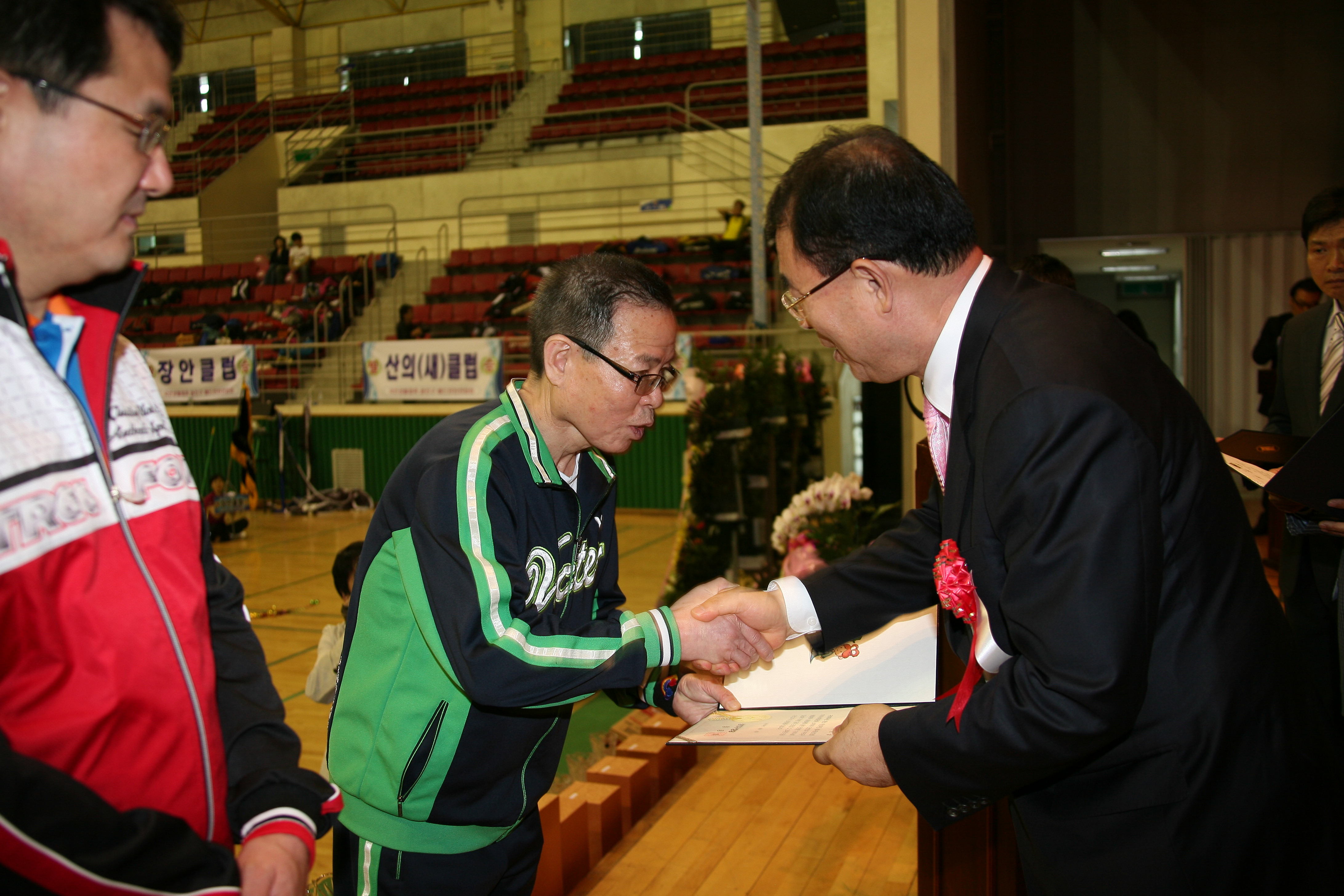 제15회광진구청장배 국민생활체육 배드민턴대회 10512.JPG