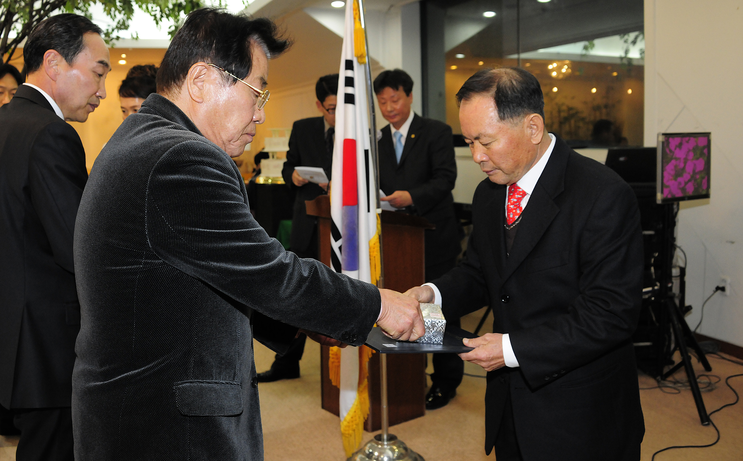 20111216-새마을지회 새마을지도자대회 및 송년회 45782.JPG