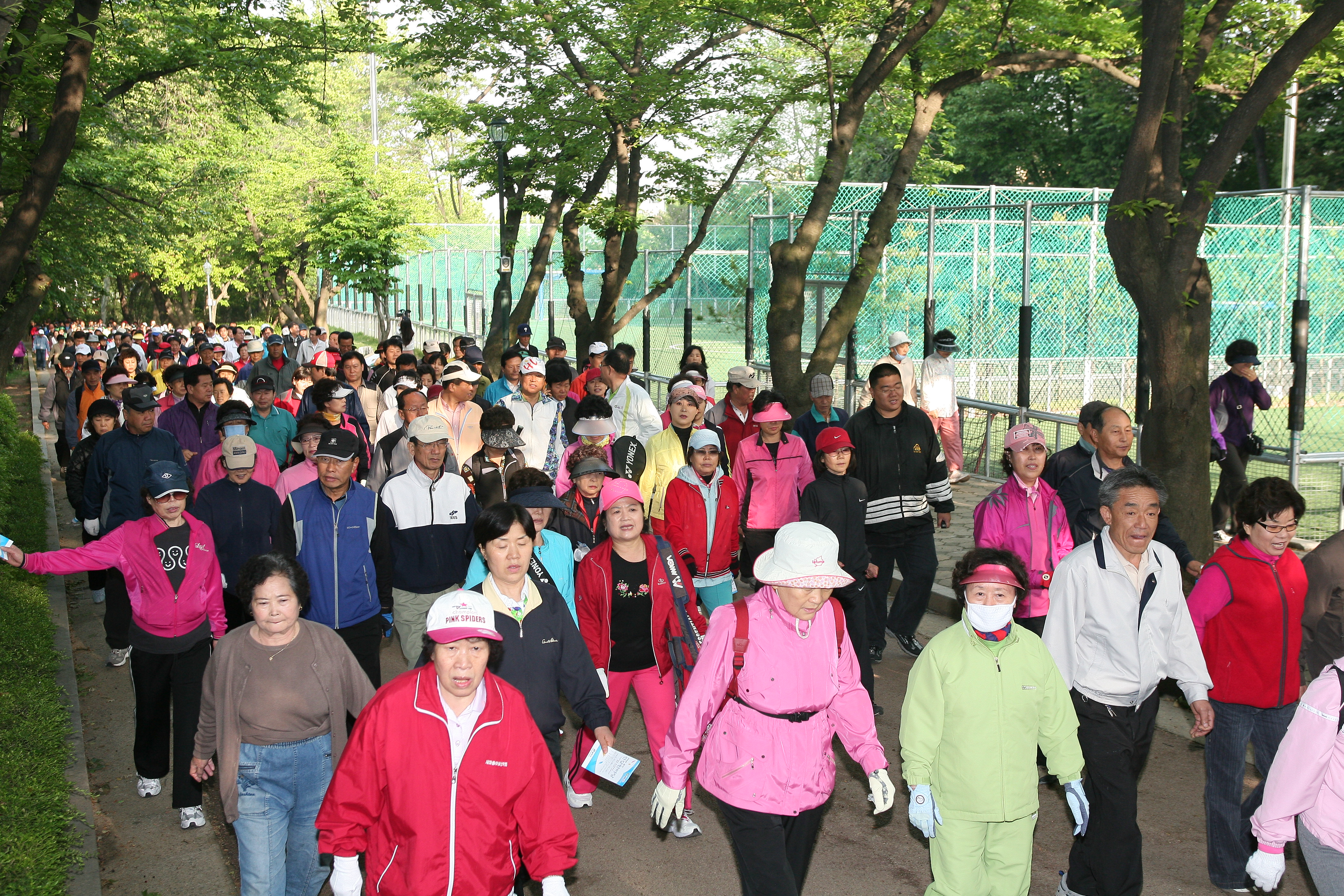 제14회 광진구민의날 기념 광진구민 한가족 걷기대회 11398.JPG