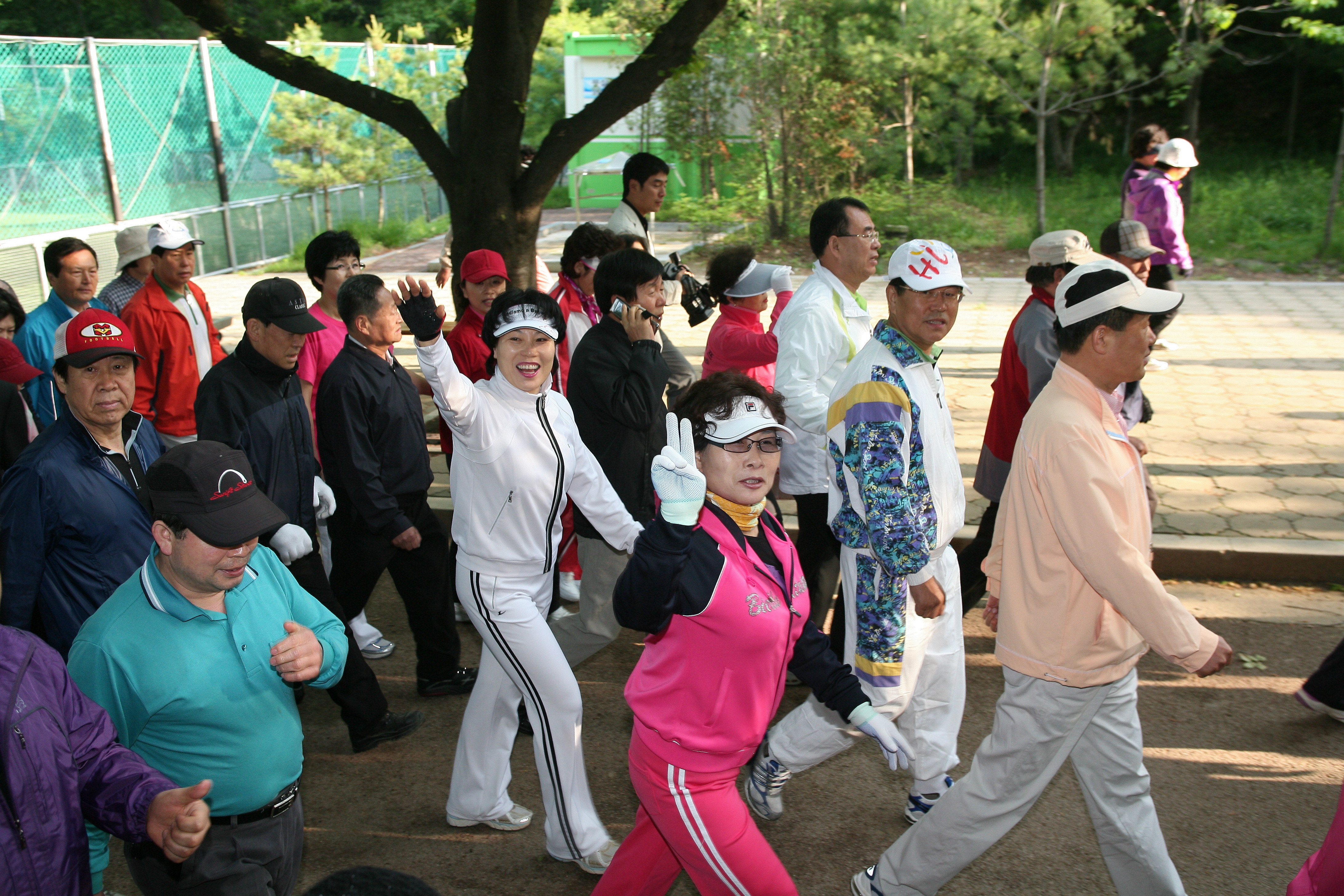 제14회 광진구민의날 기념 광진구민 한가족 걷기대회 11401.JPG