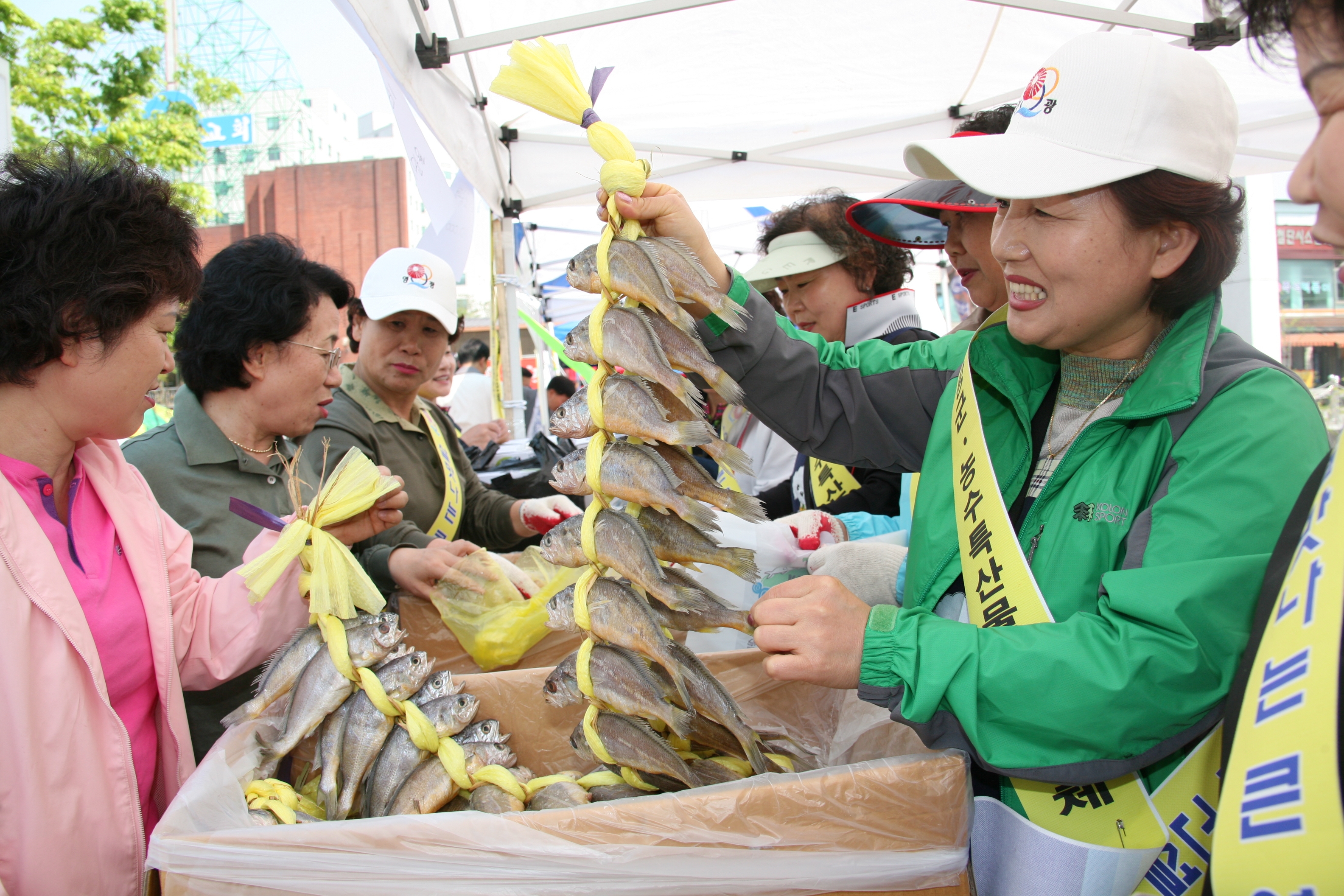 구민알뜰장터및 자매결연직거래장터 운영 I00000006918.JPG