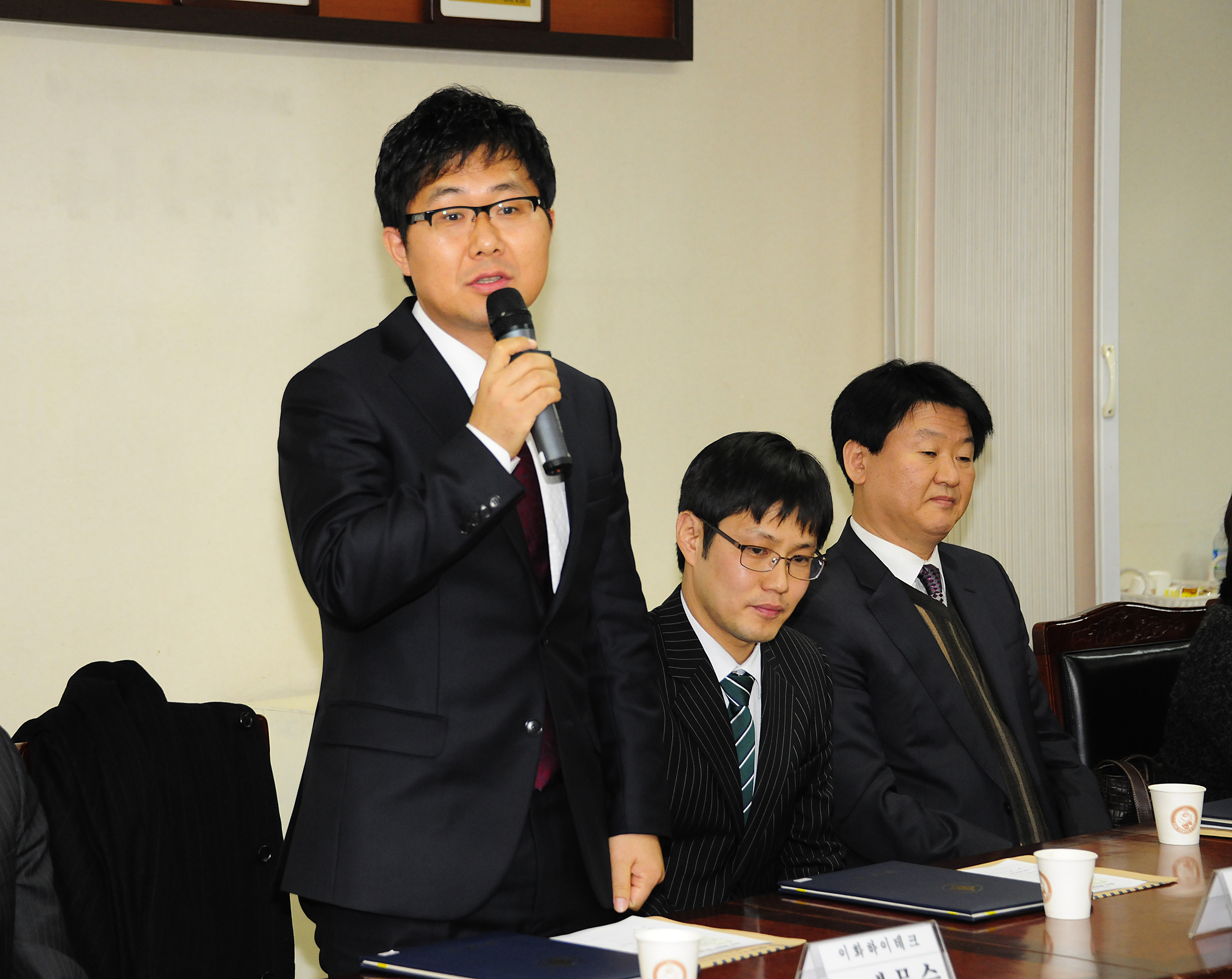 20111228-이웃돕기 우수 후원자 감사장 전달 47258.JPG