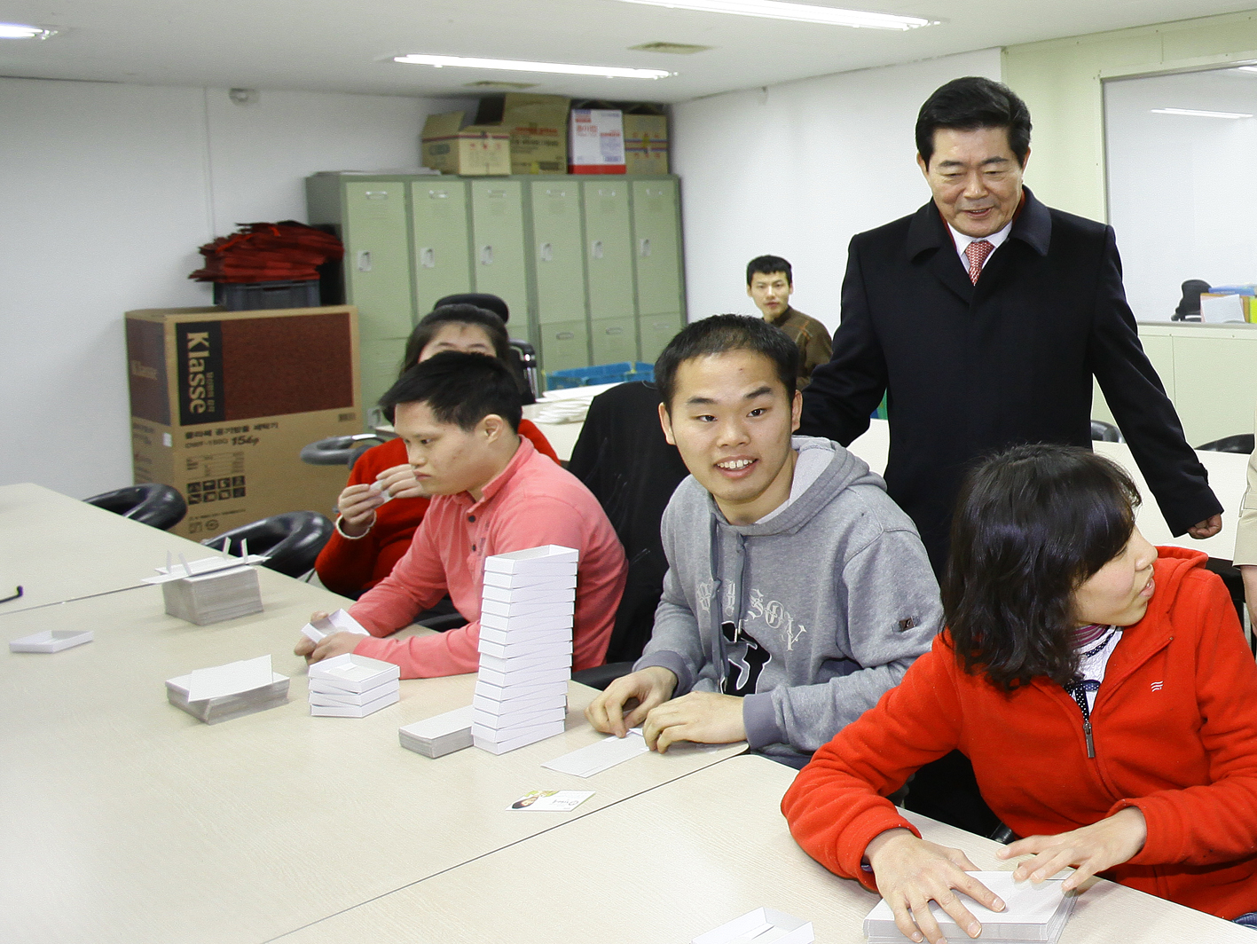 20110129-2011년 설맞이 경로당 및 사회복지시설 방문1 24086.JPG
