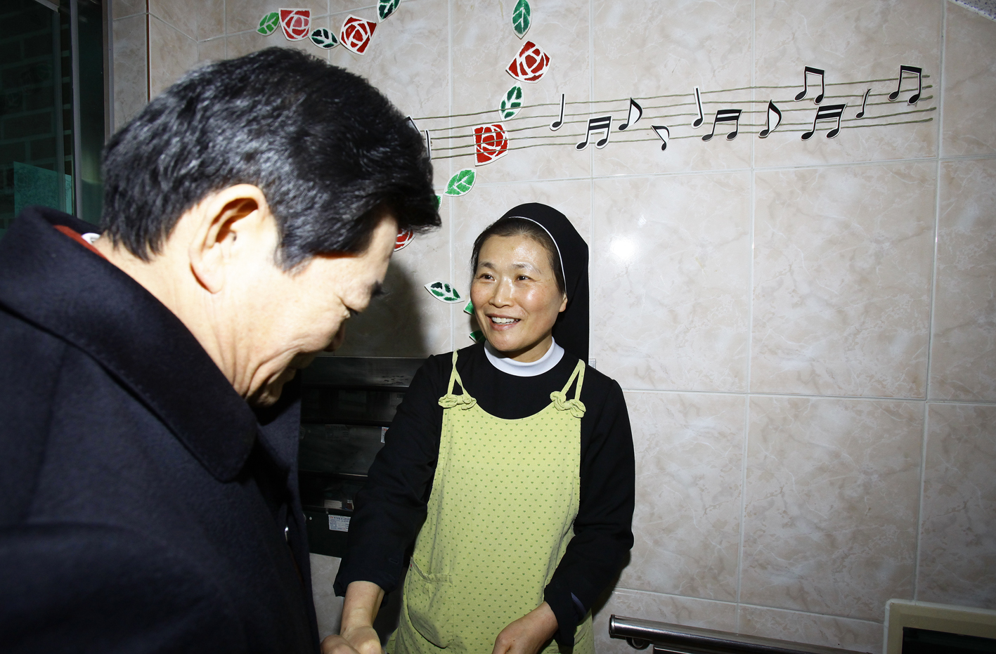 20110129-2011년 설맞이 경로당 및 사회복지시설 방문1 24176.JPG