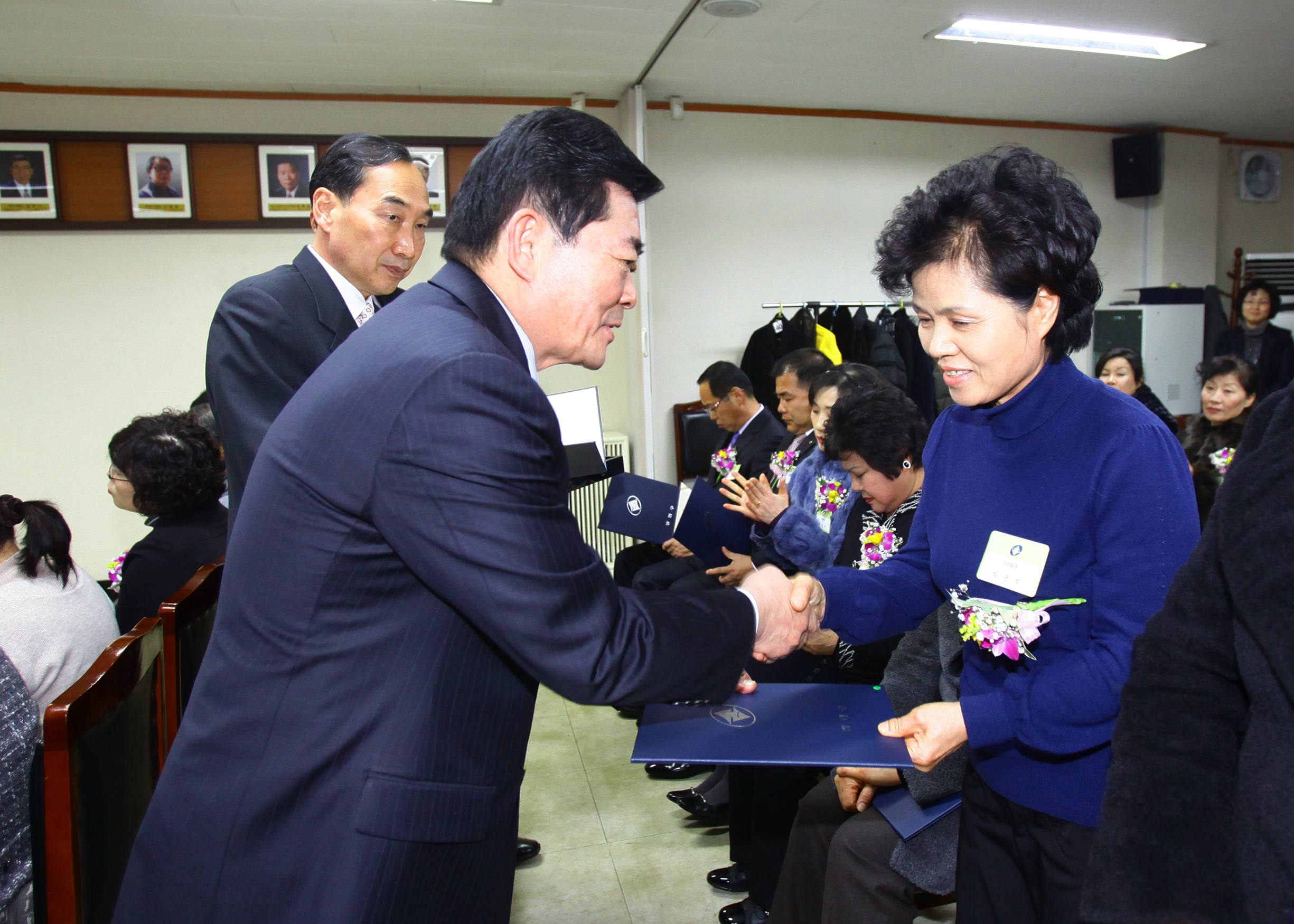 20101227-12월 정기 구민표창 20742.JPG