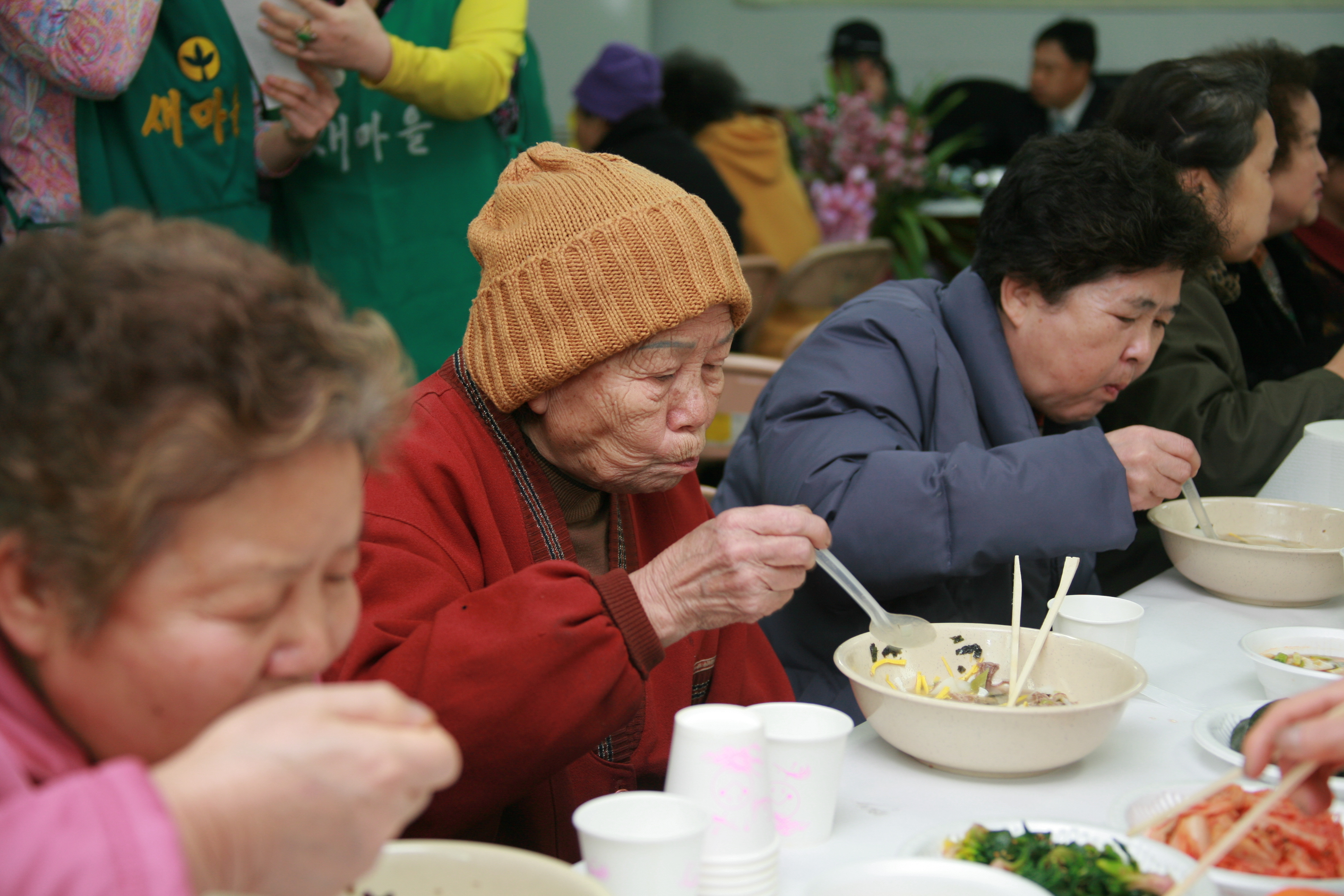 설맞이 사랑의 쌀 나누기 및 떡국대잔치 I00000006777.JPG