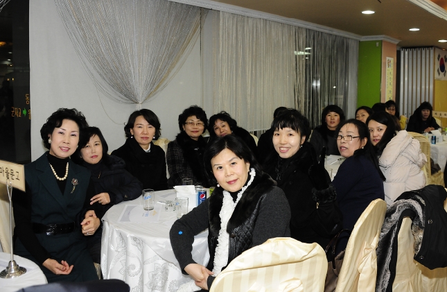 20111221-중곡1동 주민자치위원회 및 직능단체 연합송년회 46403.JPG