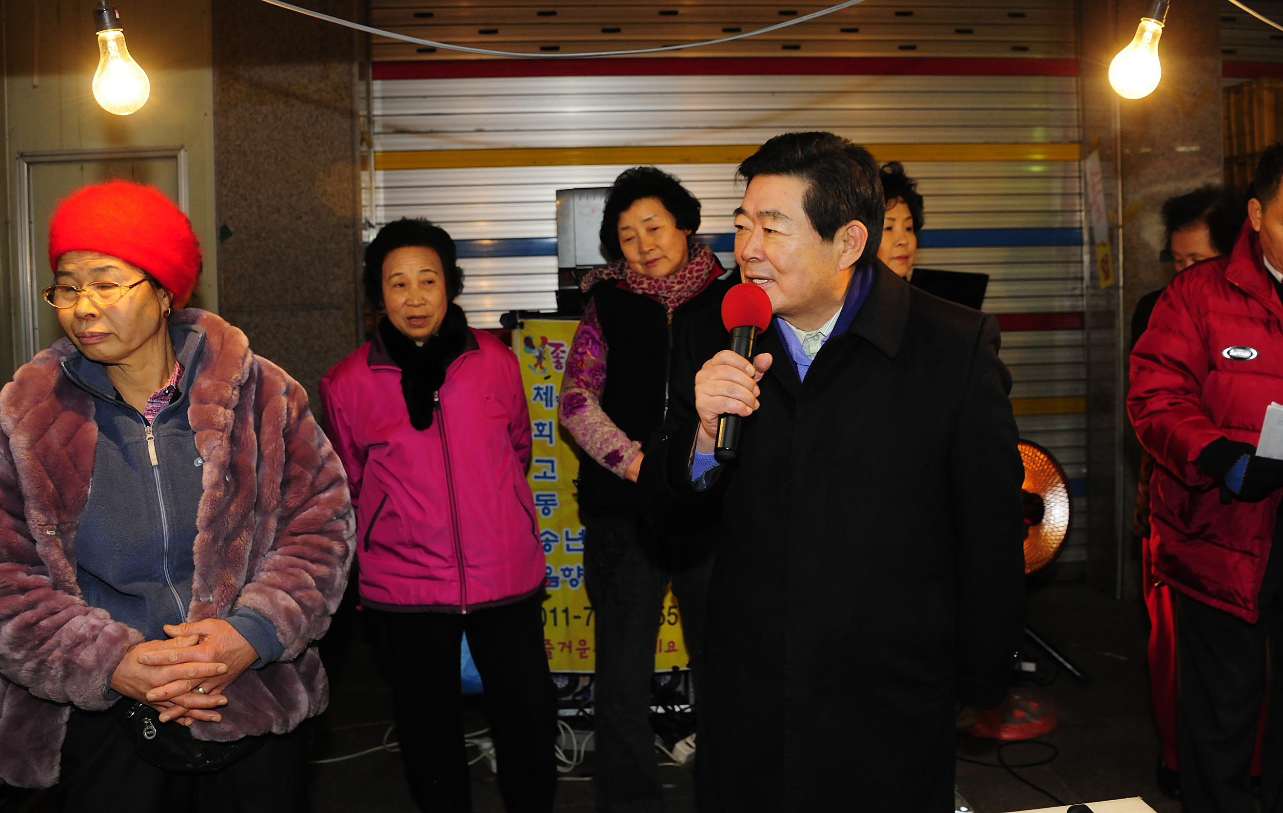 20120116-설맞이 전통시장방문 48318.JPG