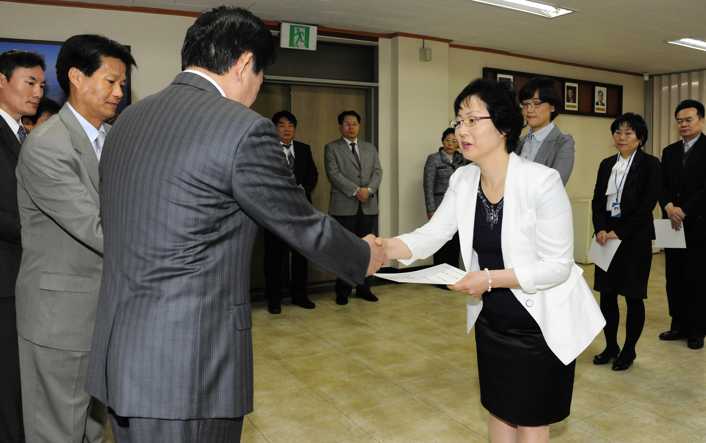 20110429-근속승진 발령식 31774.JPG