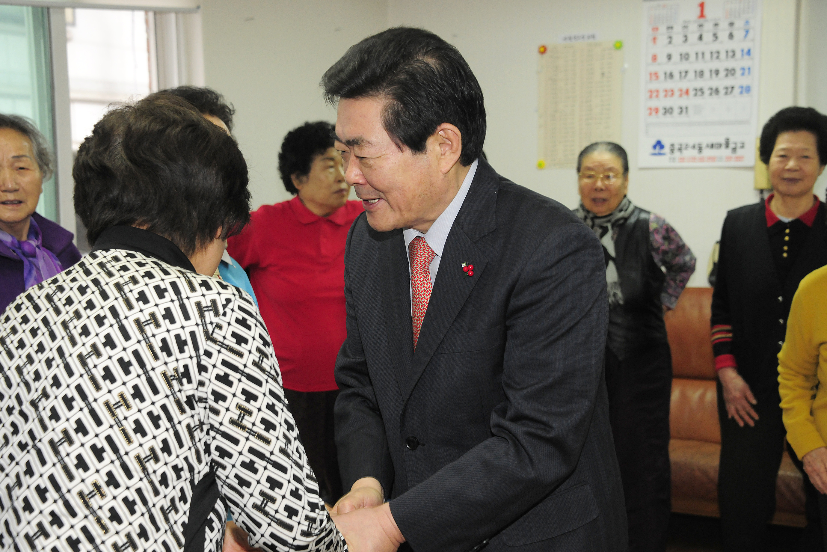 20120120-2012년 설맞이 경로단 방문 48819.JPG