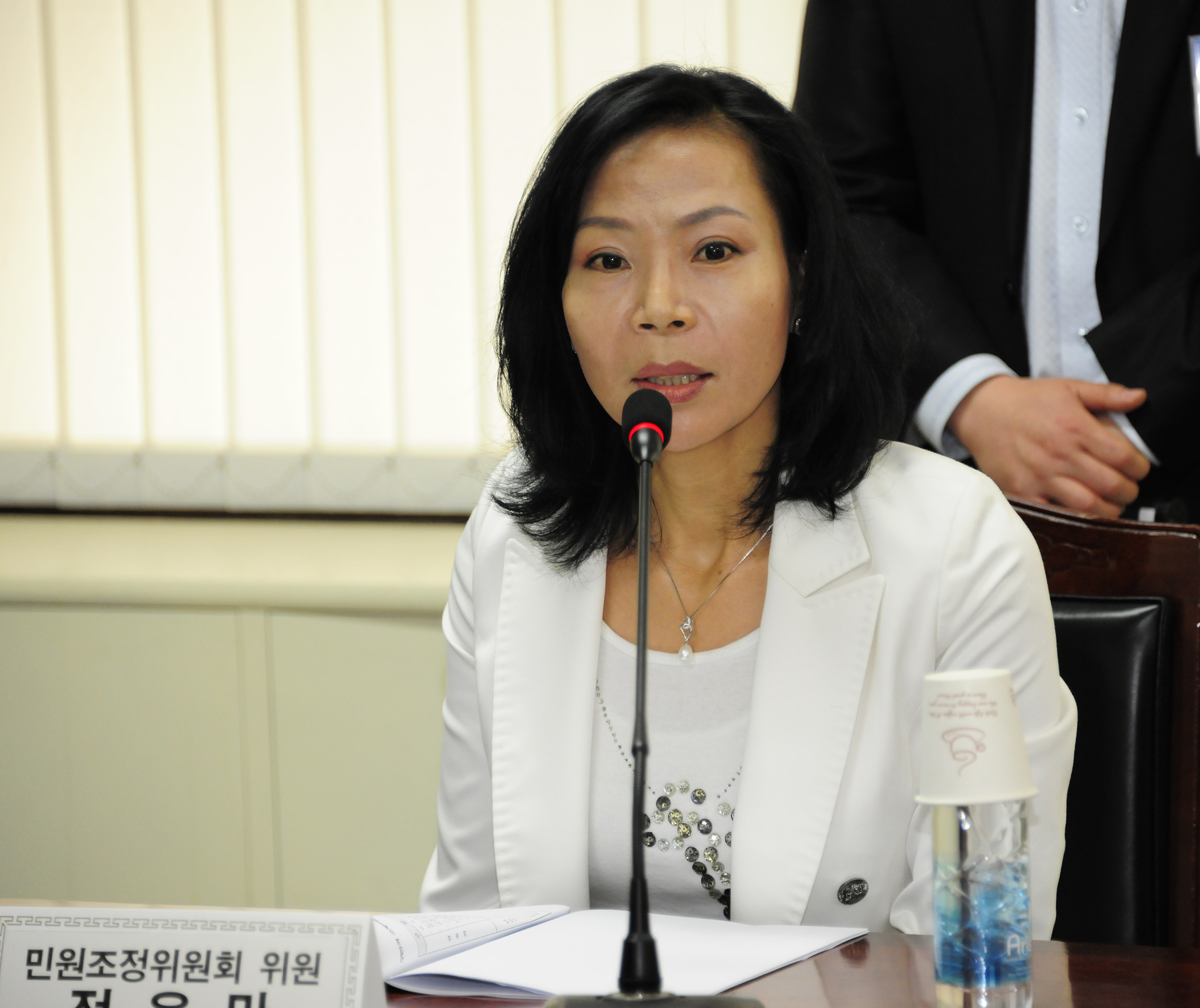 20110427-민원조정회 위촉식 31692.JPG