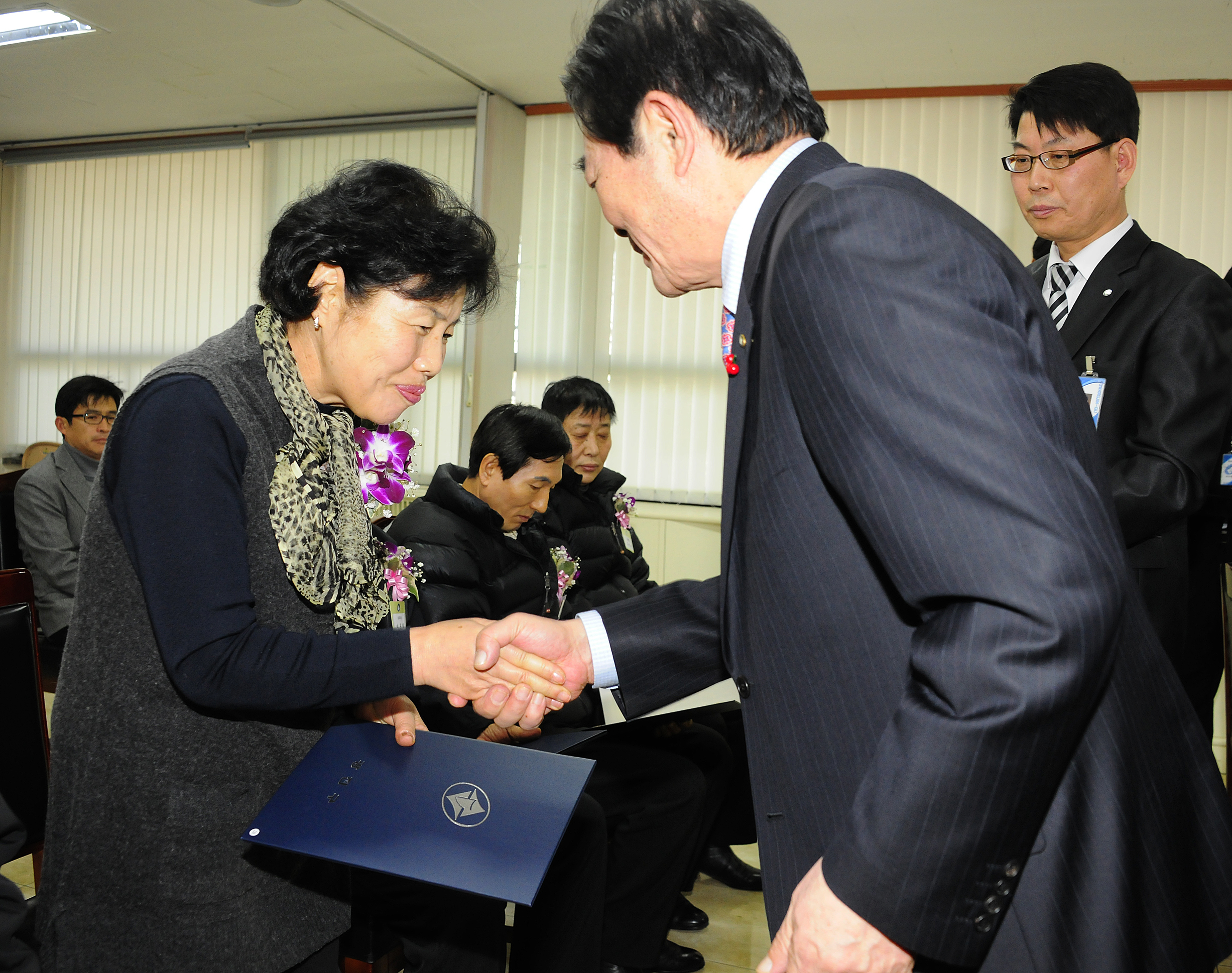 20120130-1월 정기구민표창 49122.JPG