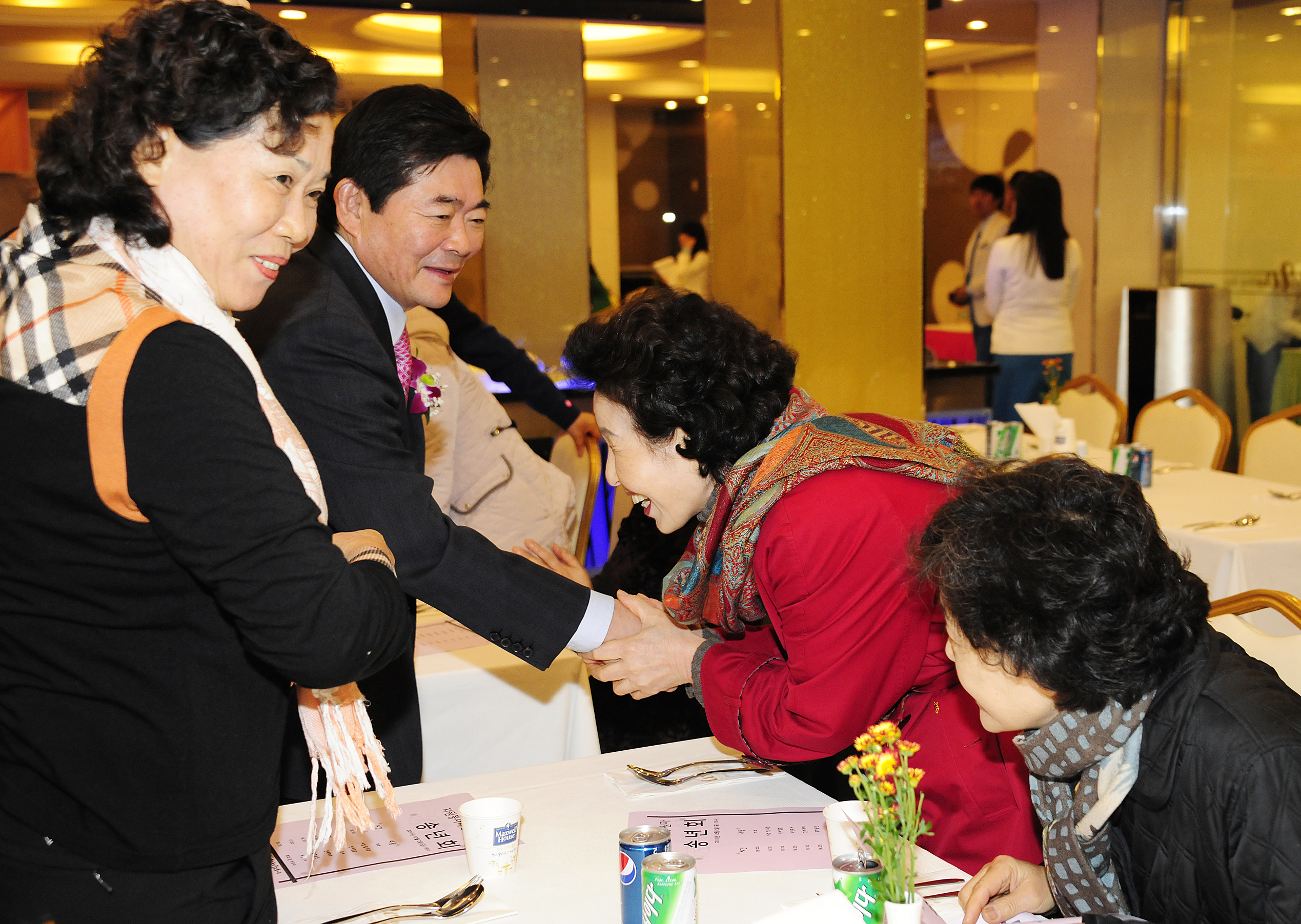 20111202-제8회 따뜻한 사람들과 함께하는 자원봉사자 후원자 송년회 44121.JPG