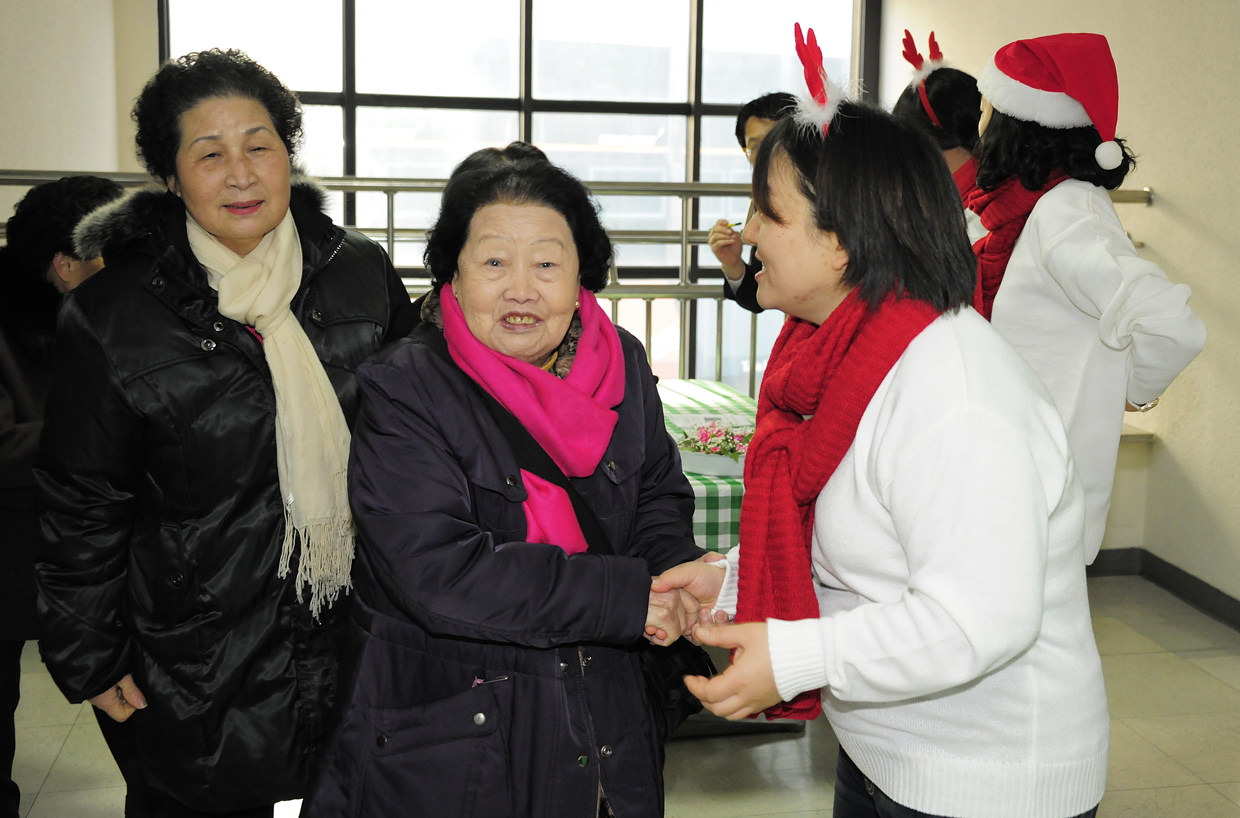 20111220-광장종합사회복지관 송년행사 46149.JPG