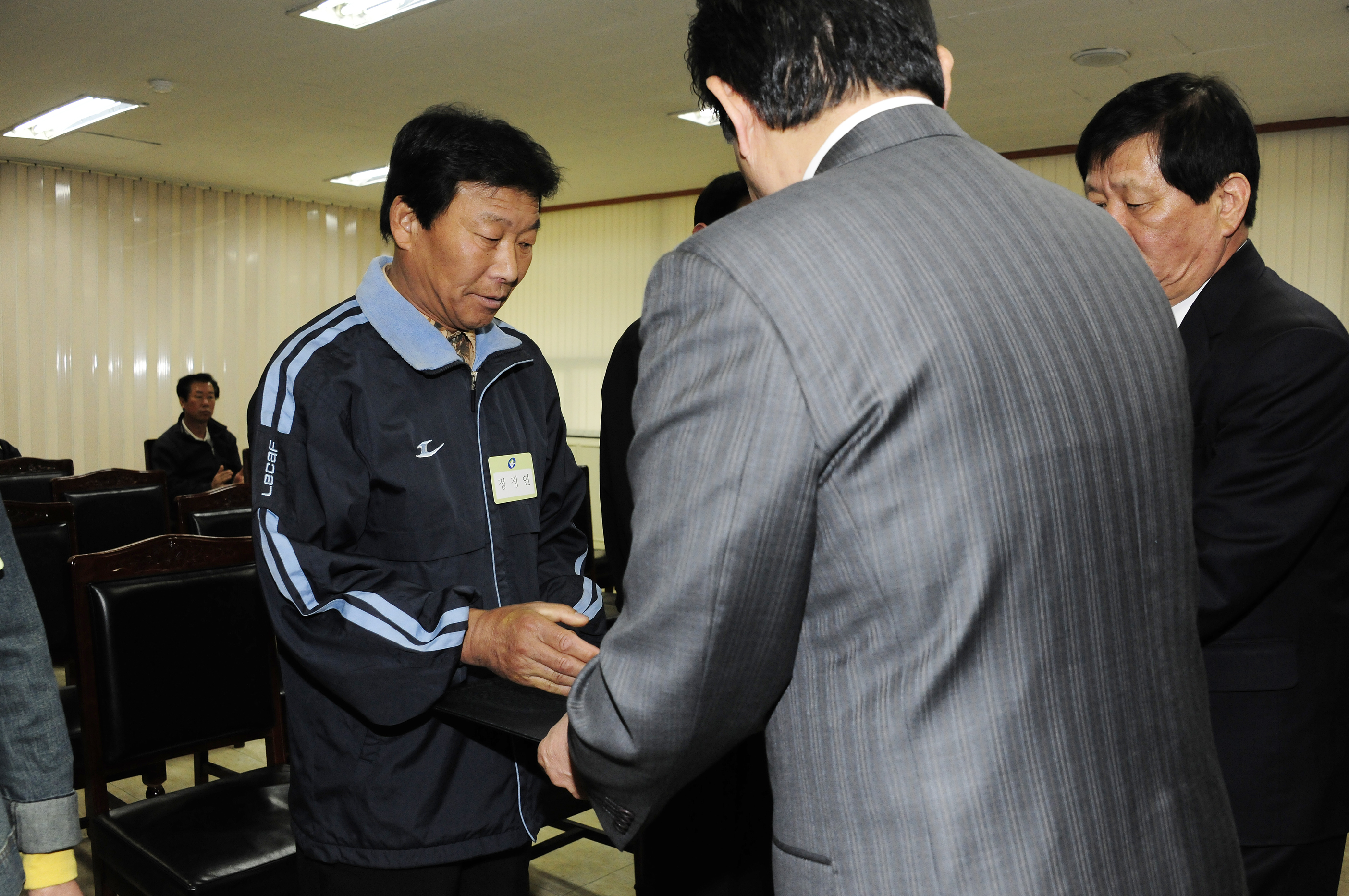 20110504-근로자의 날 맞이 환경미화원 격려 및 표창수여 32873.JPG