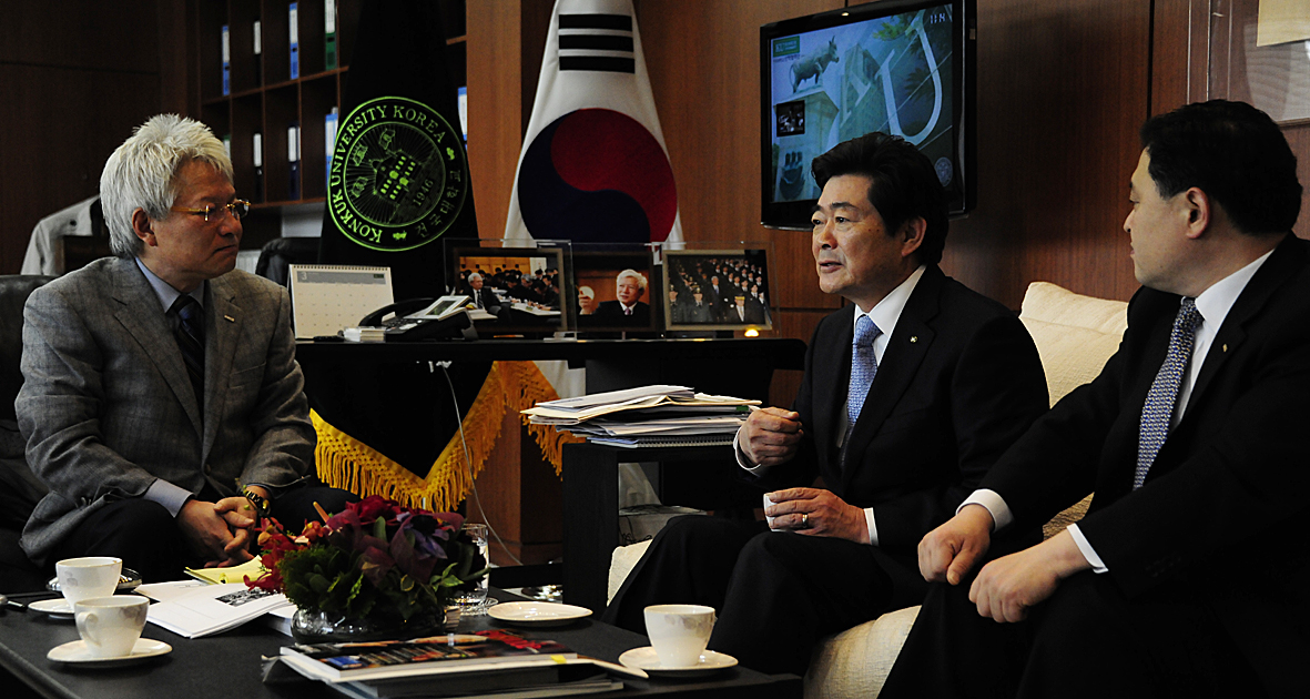 20110324- 건국대 방문 28684.JPG