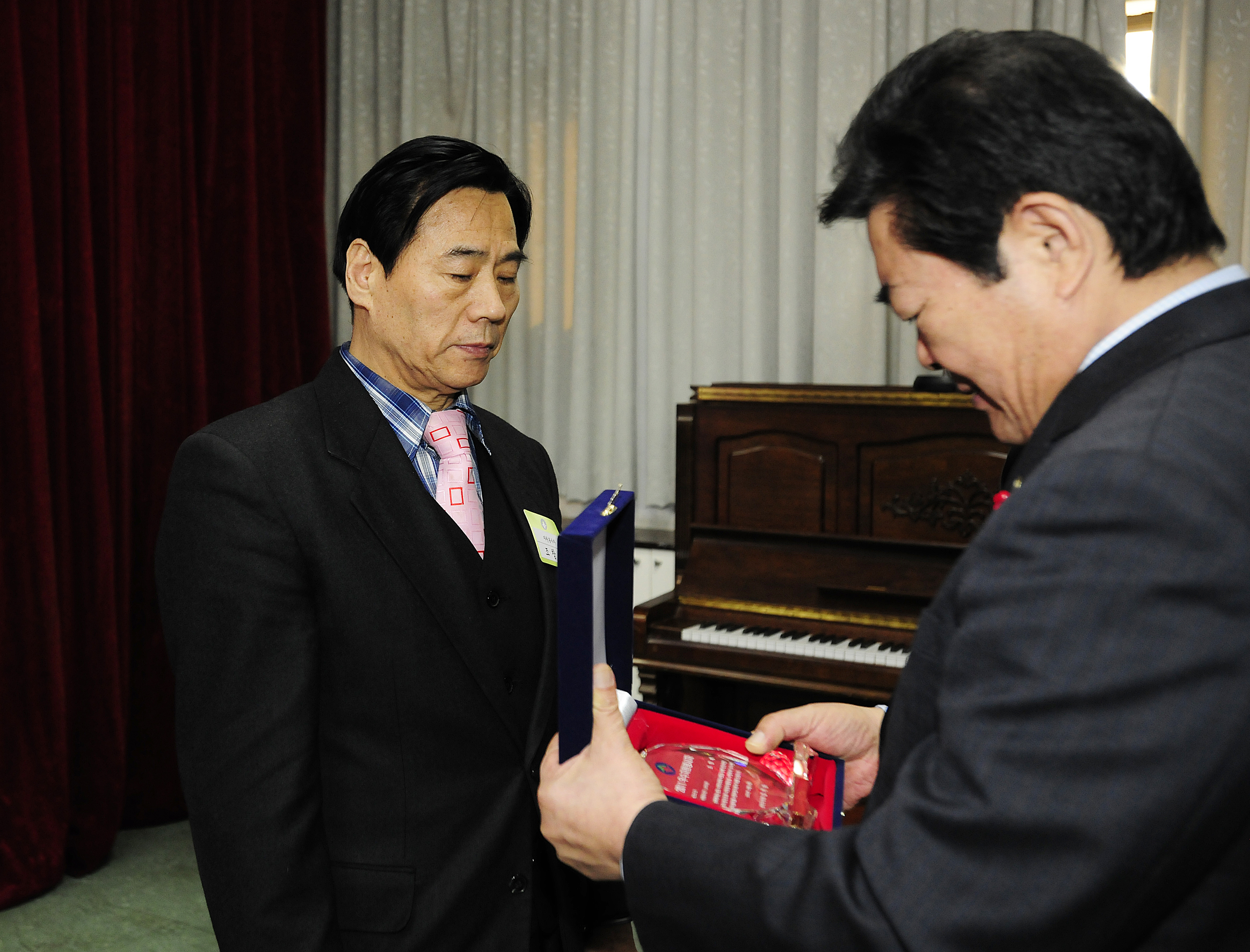 20111206-자원봉사자의 날 우수자원봉사자 표창 44425.JPG