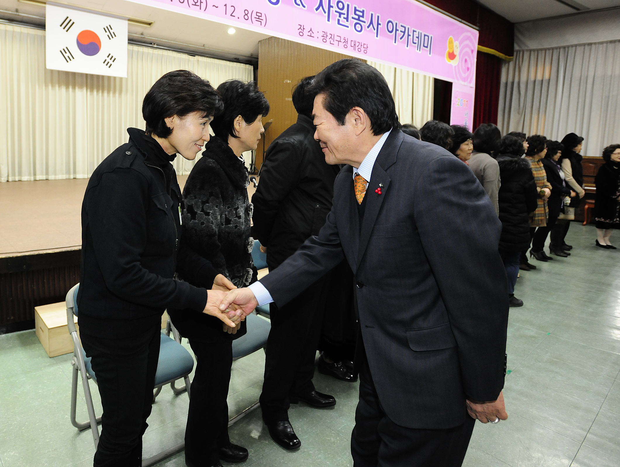 20111206-자원봉사자의 날 우수자원봉사자 표창 44481.JPG