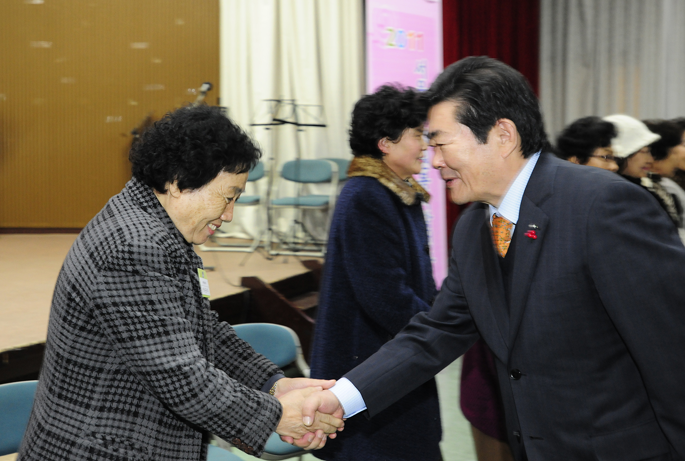 20111206-자원봉사자의 날 우수자원봉사자 표창 44506.JPG