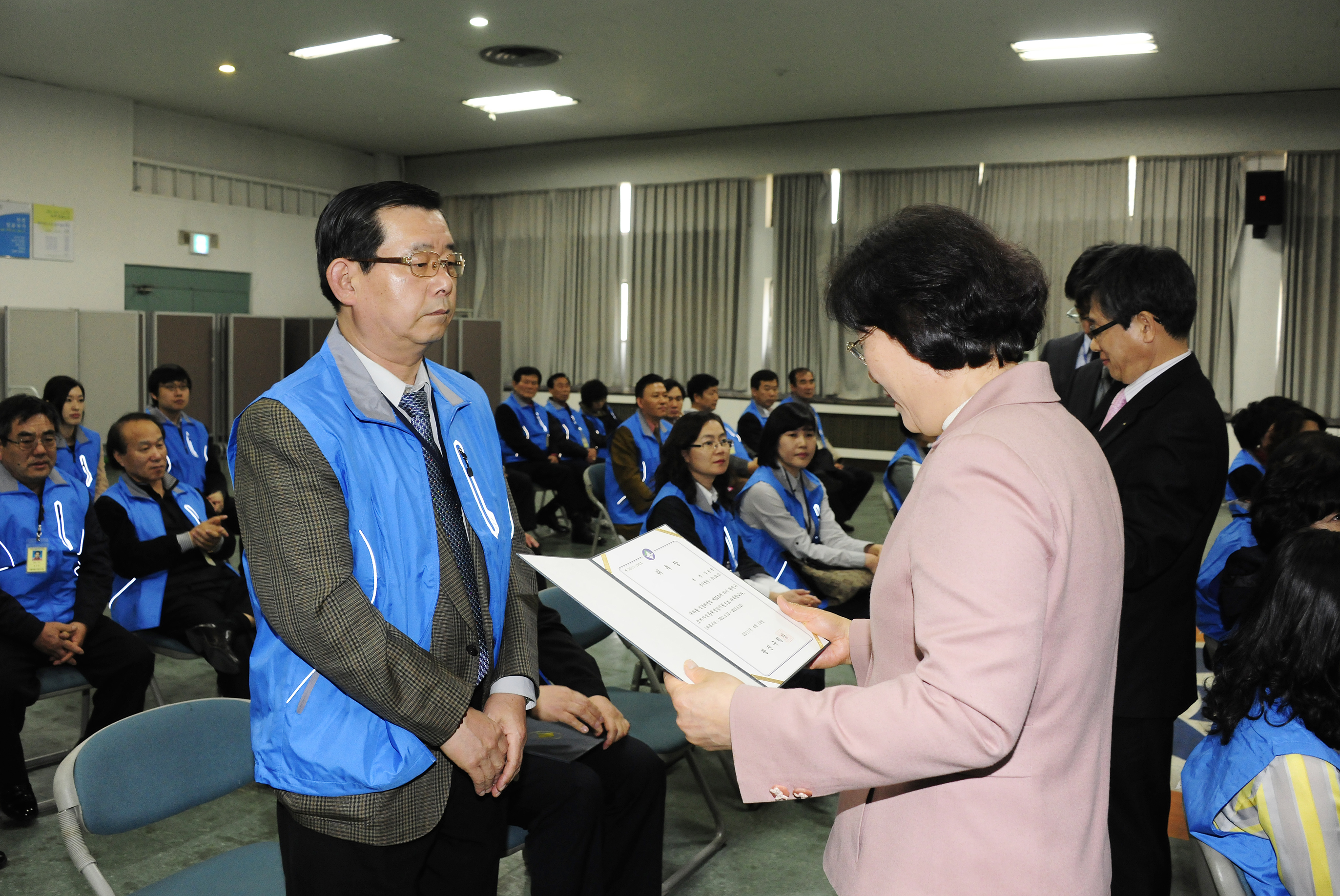 20110413-소비자 식품위생 감시원 위촉실 30295.JPG