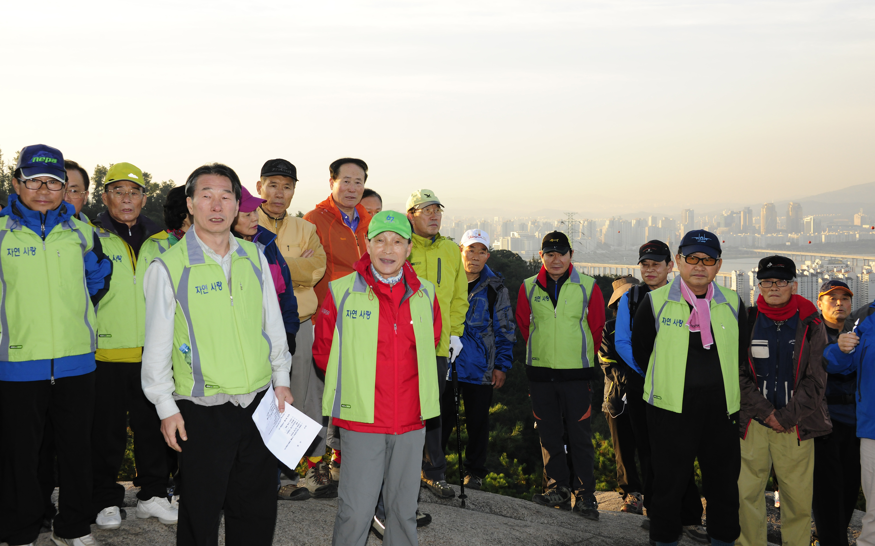 201111002-아차산 자연보호연합 산제 41447.JPG