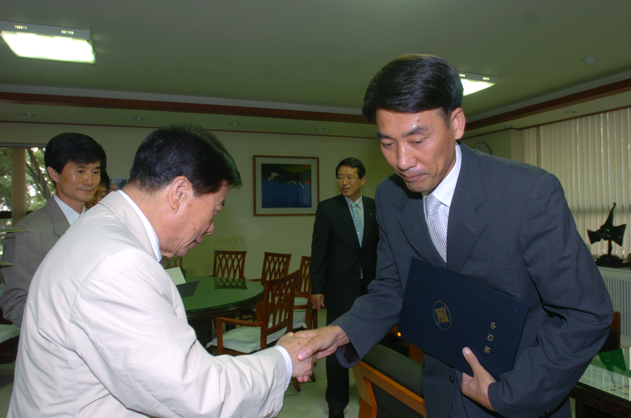 공동주택재건축 안전진단 예비 평가위원회 위촉장 수여식 I00000004367.JPG