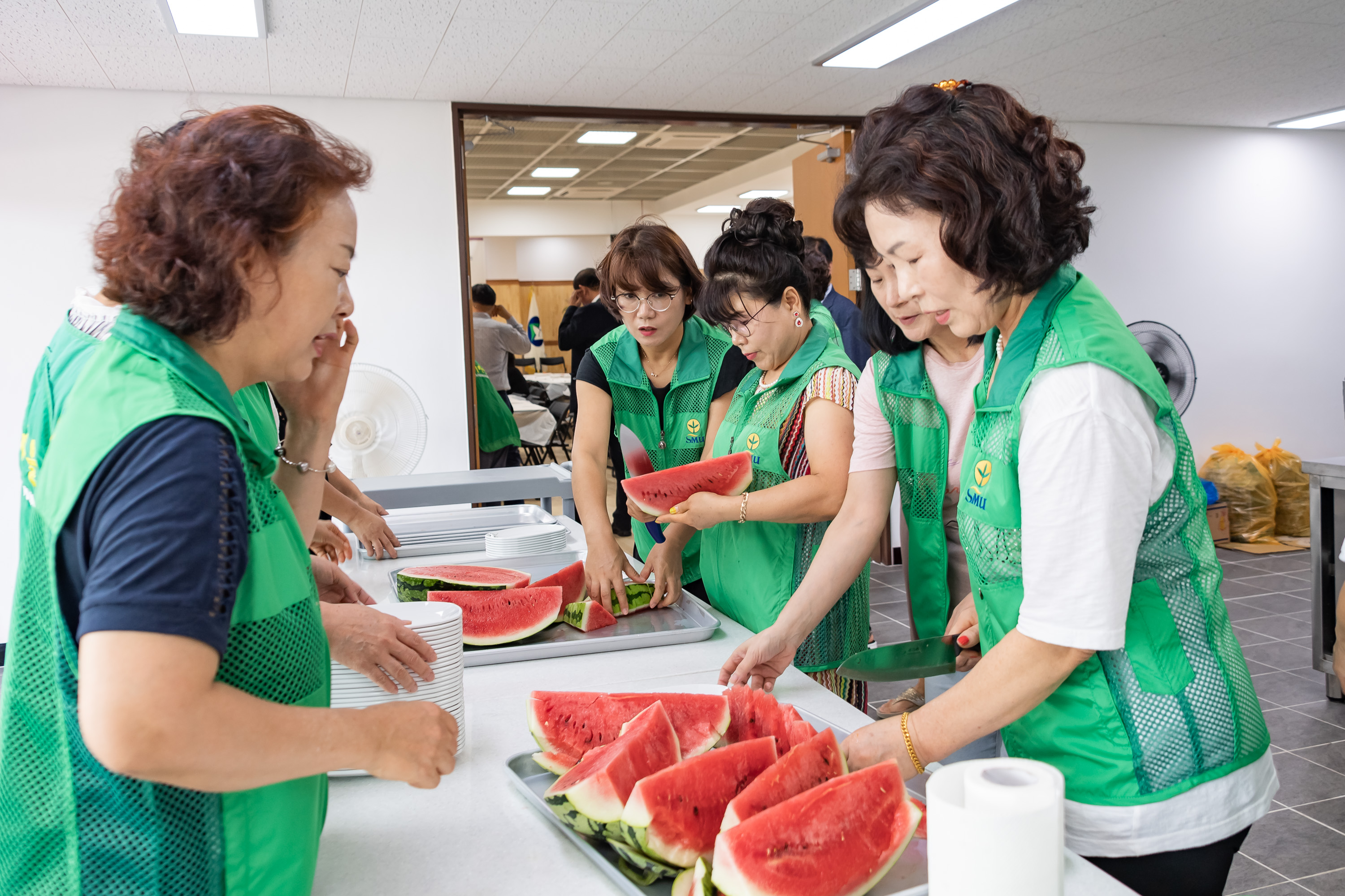 20190822-건강한 여름나기 '사랑의 孝 삼계탕' 드리기 20190822-107158_S_202557.jpg