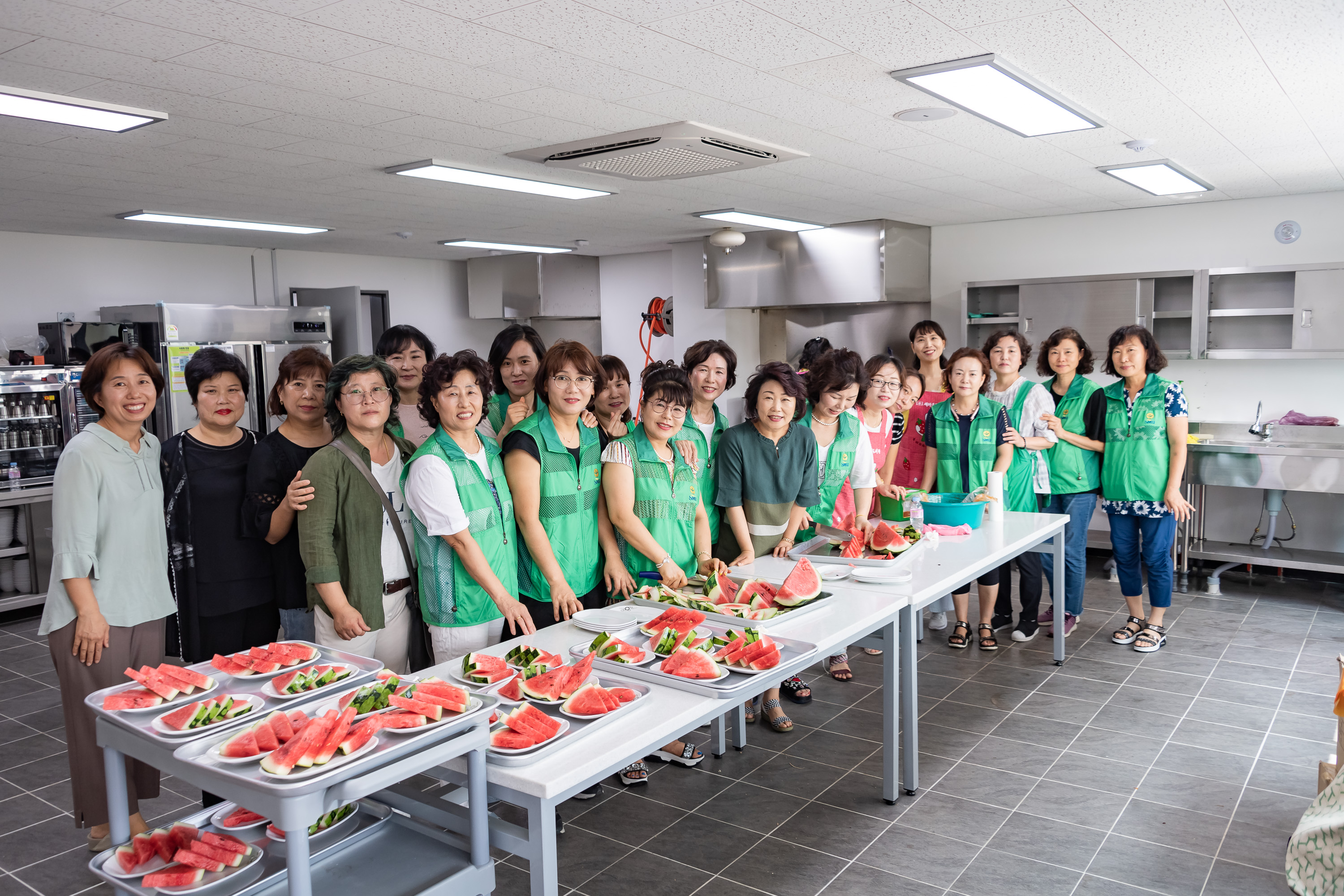 20190822-건강한 여름나기 '사랑의 孝 삼계탕' 드리기 20190822-107218_S_202558.jpg