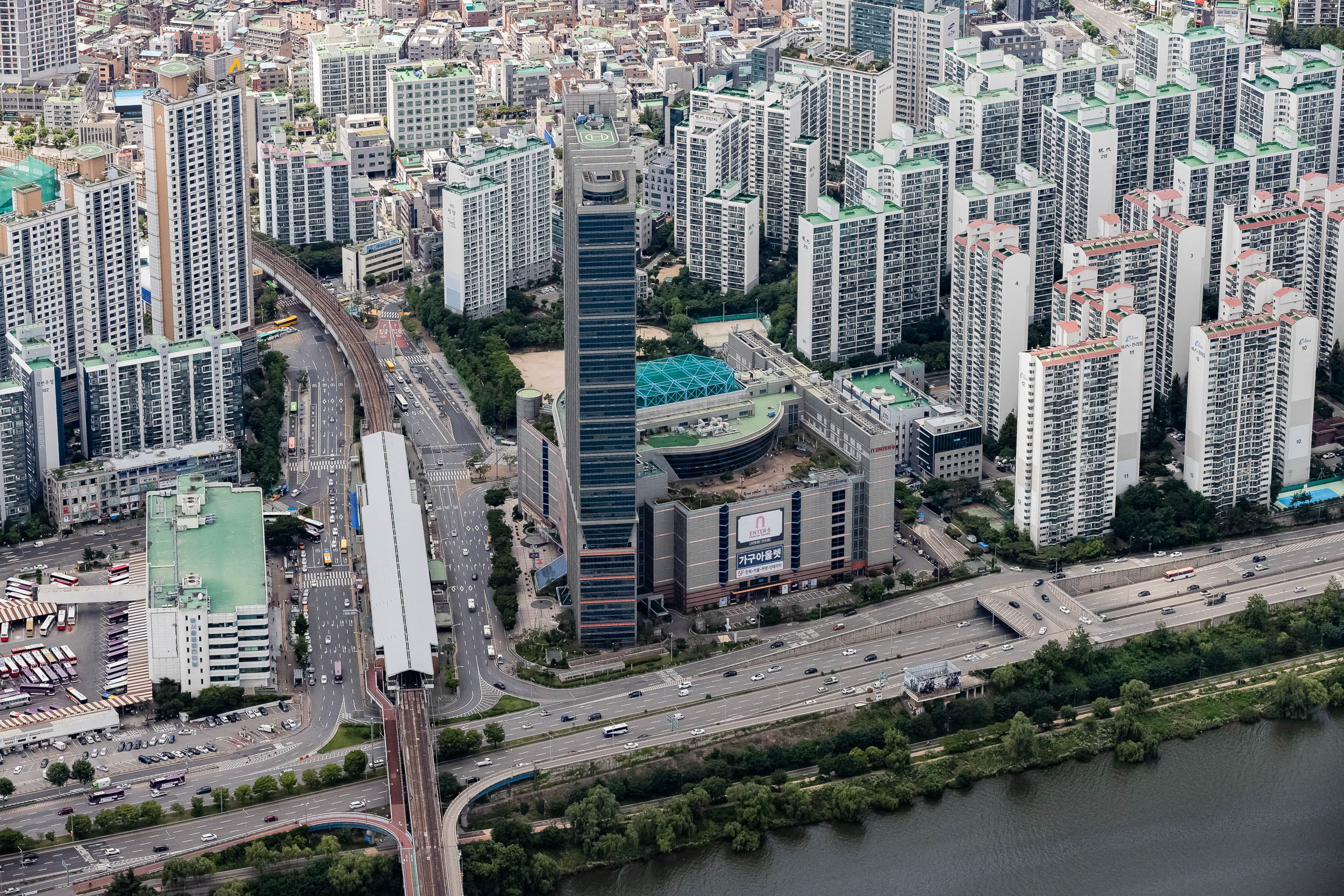20210810-하늘에서 본 광진구-구의3동 20210616-001540_G_131653.jpg