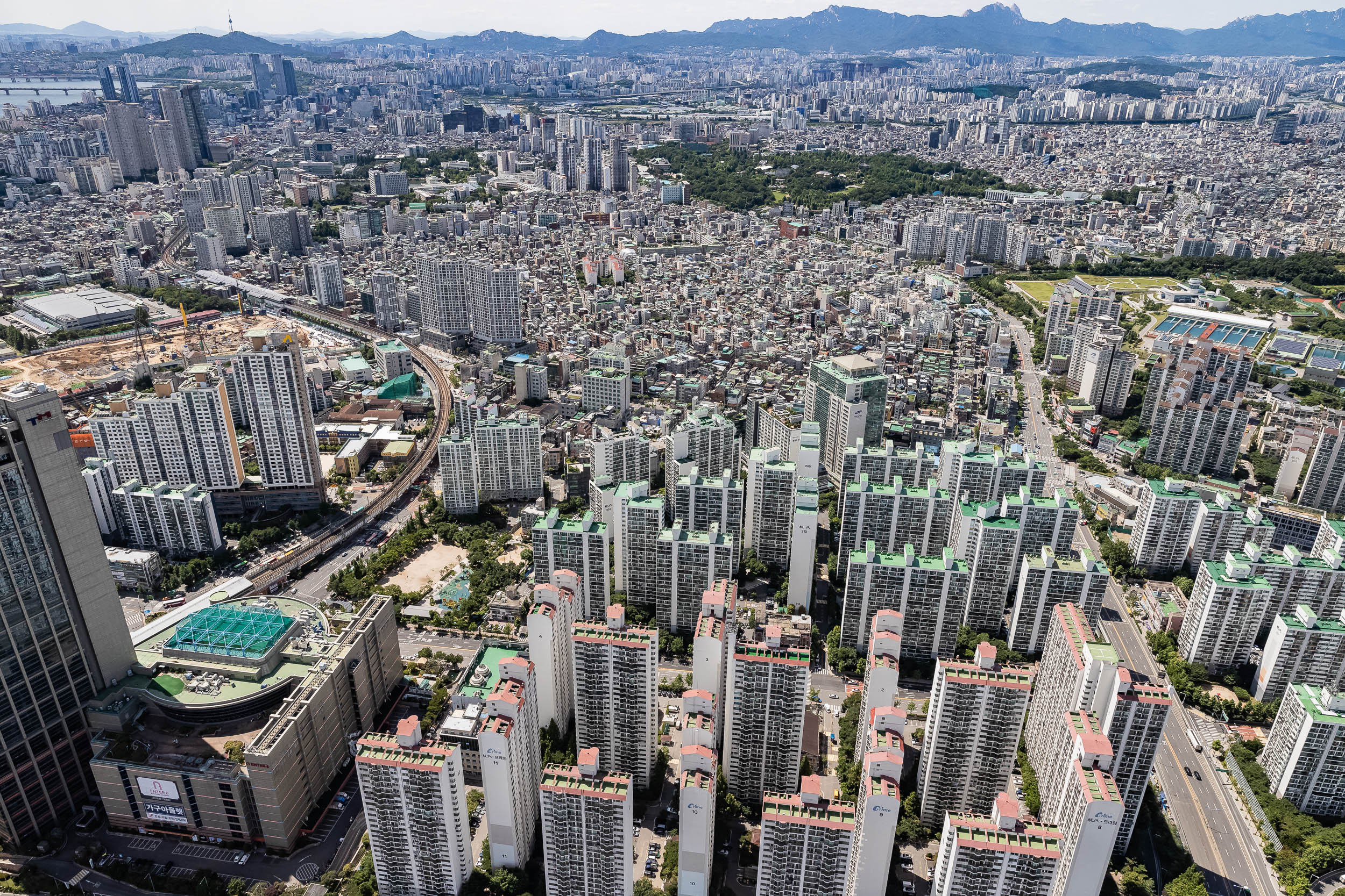 20210810-하늘에서 본 광진구-구의3동 20210616-003099_G_131654.jpg
