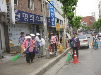 청정관진만들기 대청소 실시(5.29)  20080605jpg11061201.jpg