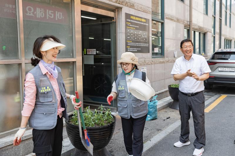 20240612-구의3동 자원봉사캠프 부녀회 이웃사랑 밑반찬 나눔 240612_0519_G_111411.jpg