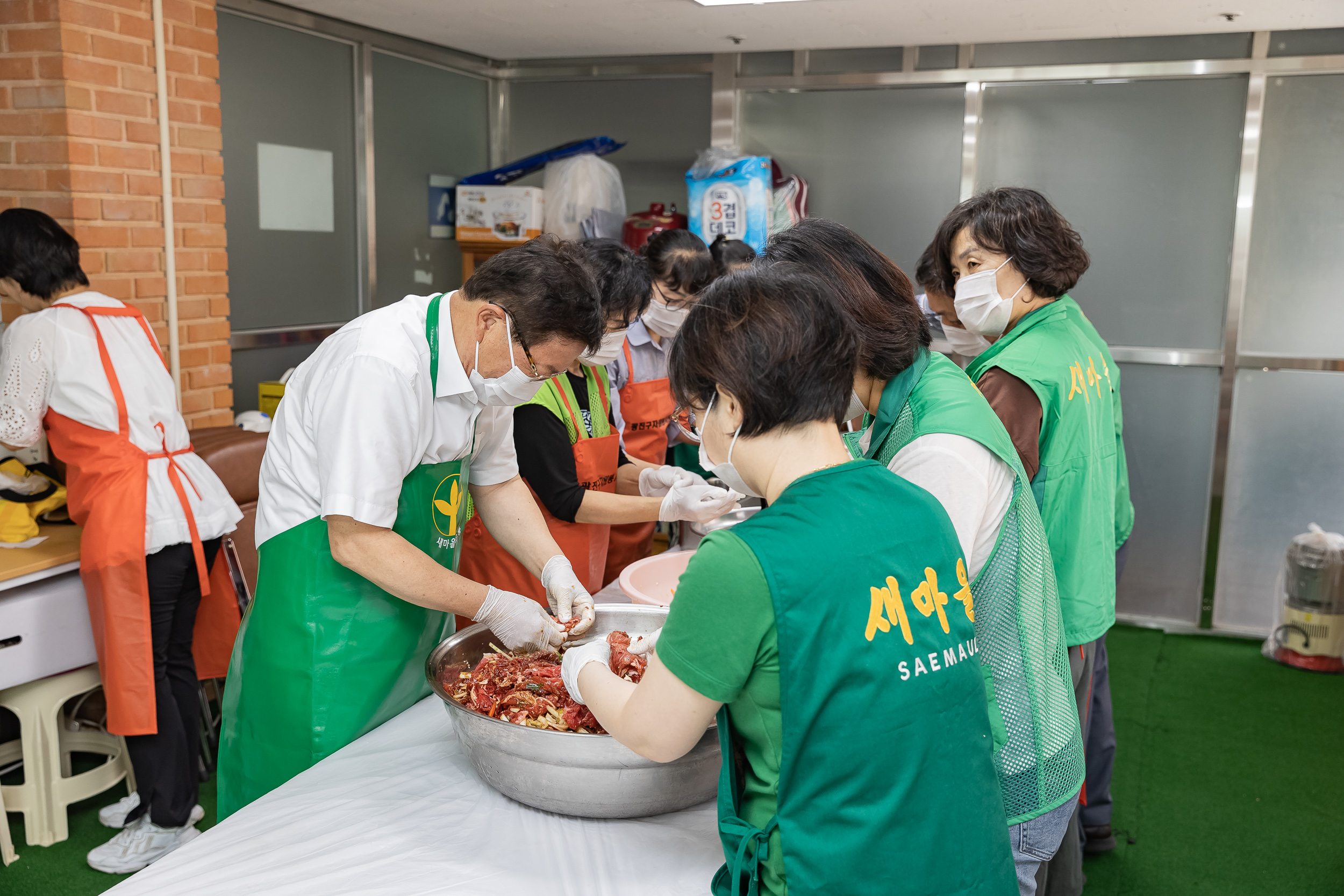 20240612-구의3동 자원봉사캠프 부녀회 이웃사랑 밑반찬 나눔 240612_0412_G_111409.jpg