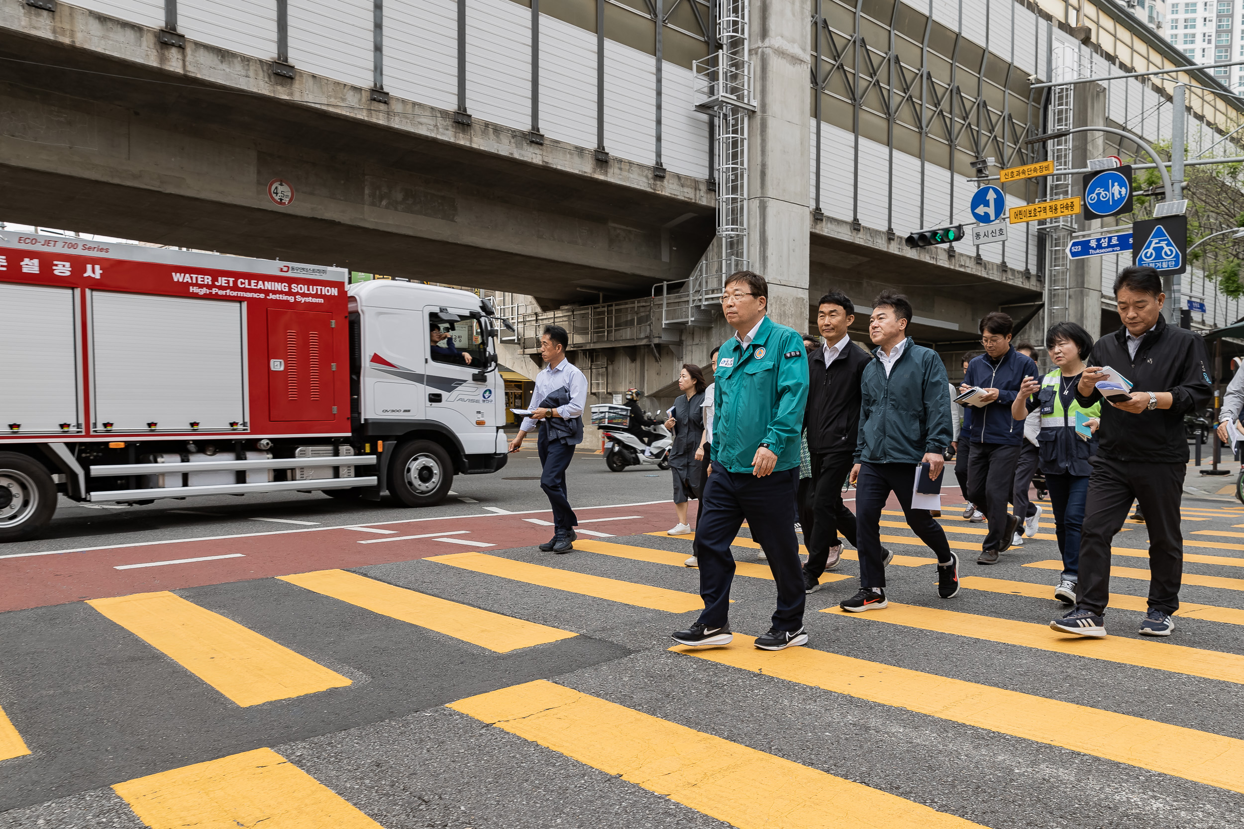 20240430-서울국제정원박람회 대비 주변거리 환경순찰 240430_0297_G_140745.jpg