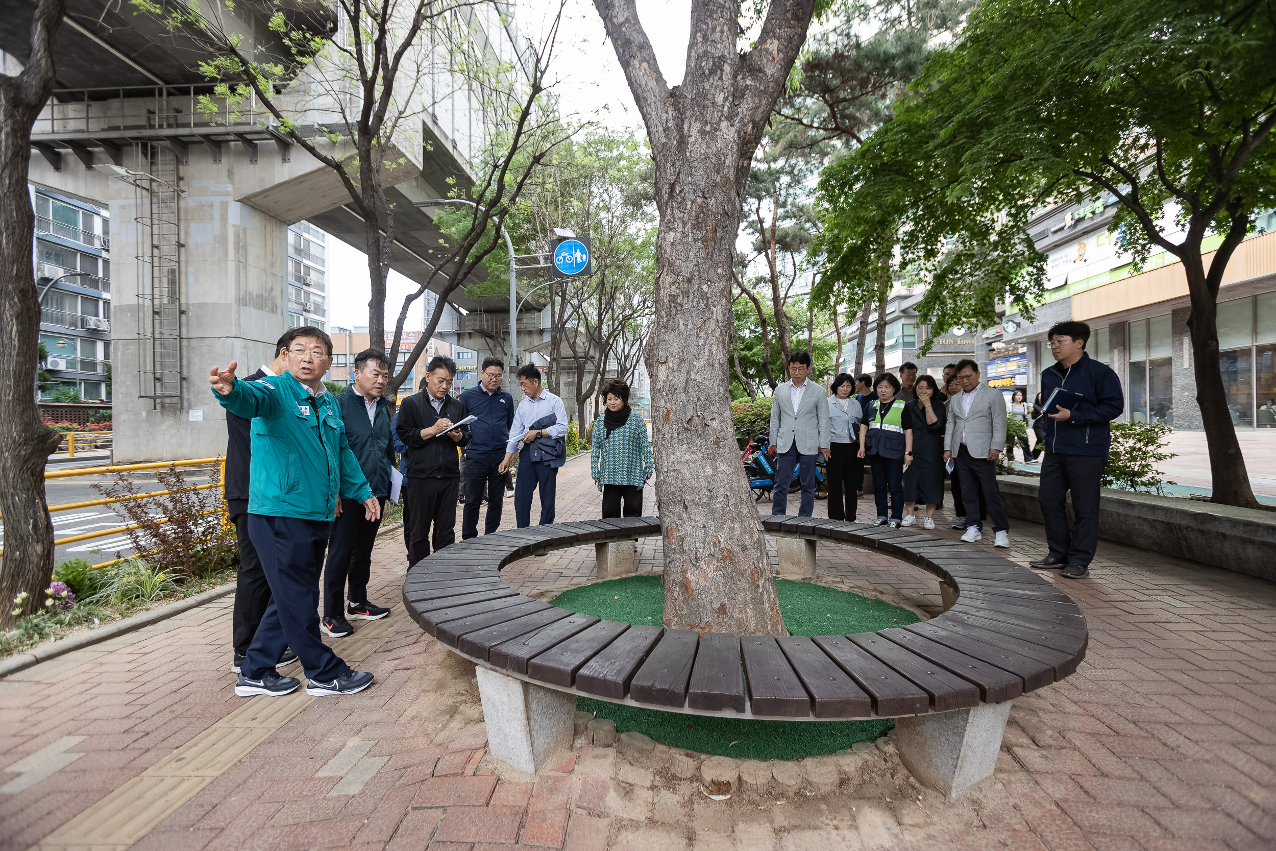 20240430-서울국제정원박람회 대비 주변거리 환경순찰 240430_0349_G_140746.jpg