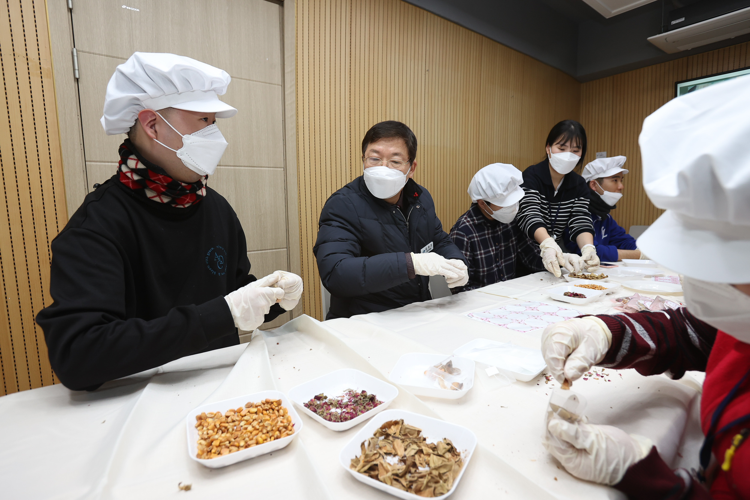 20240123-희망커리어라운지, 희망일터, 희망의 학교-장애인시설 방문 240123_0551_G_135655.jpg