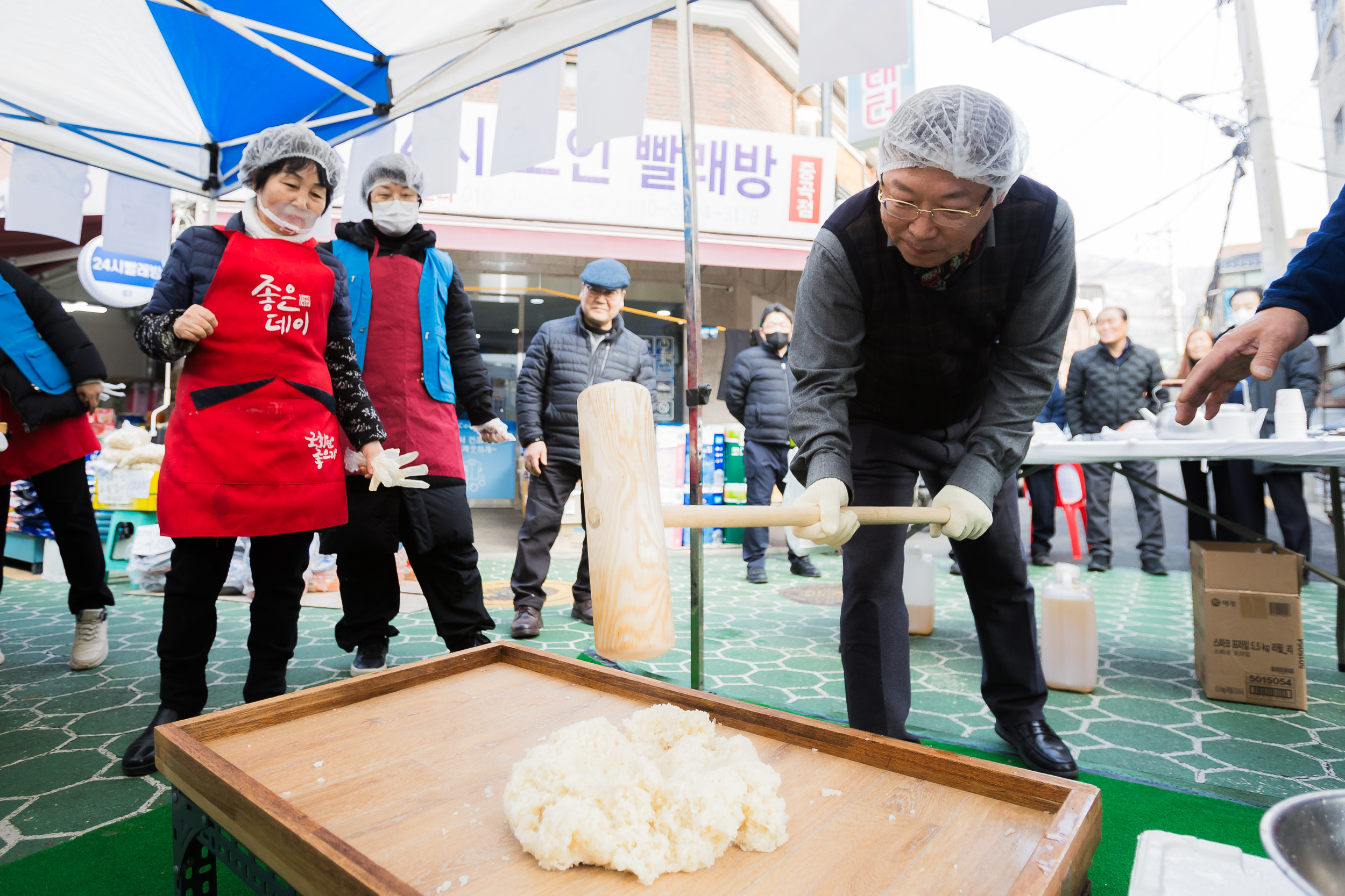 20240201-설 명절 전통시장 방문-면곡시장 240201_0396_G_092243.jpg