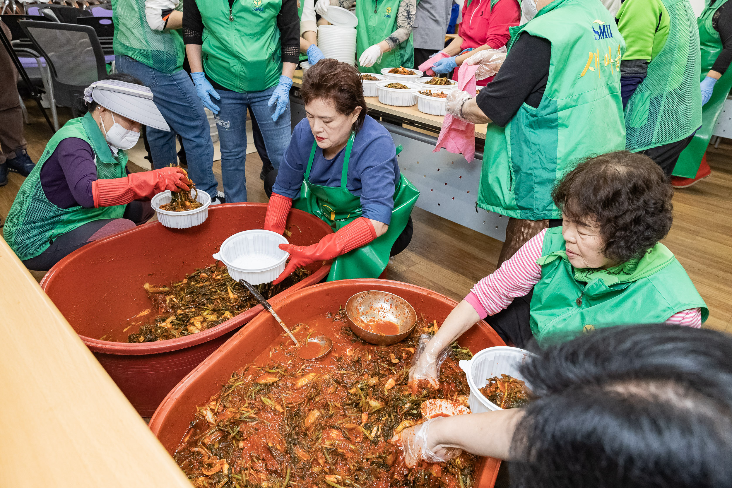 20240425-광진구 새마을부녀회 밑반찬 만들기 행사 240425_0161_G_084006.jpg