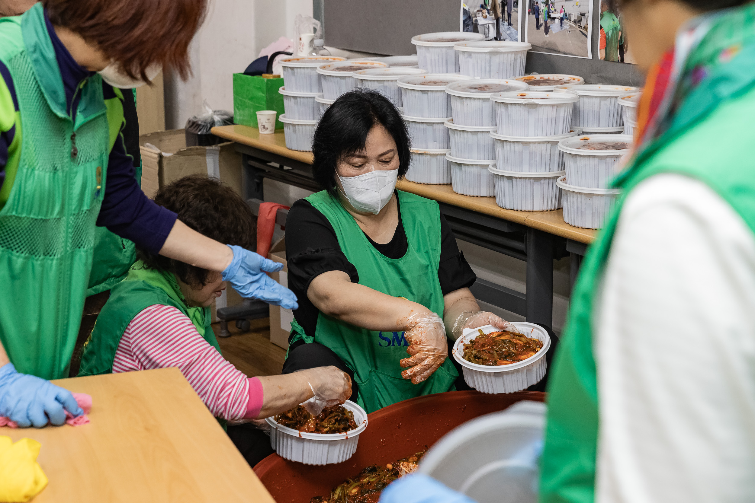 20240425-광진구 새마을부녀회 밑반찬 만들기 행사 240425_0194_G_084007.jpg