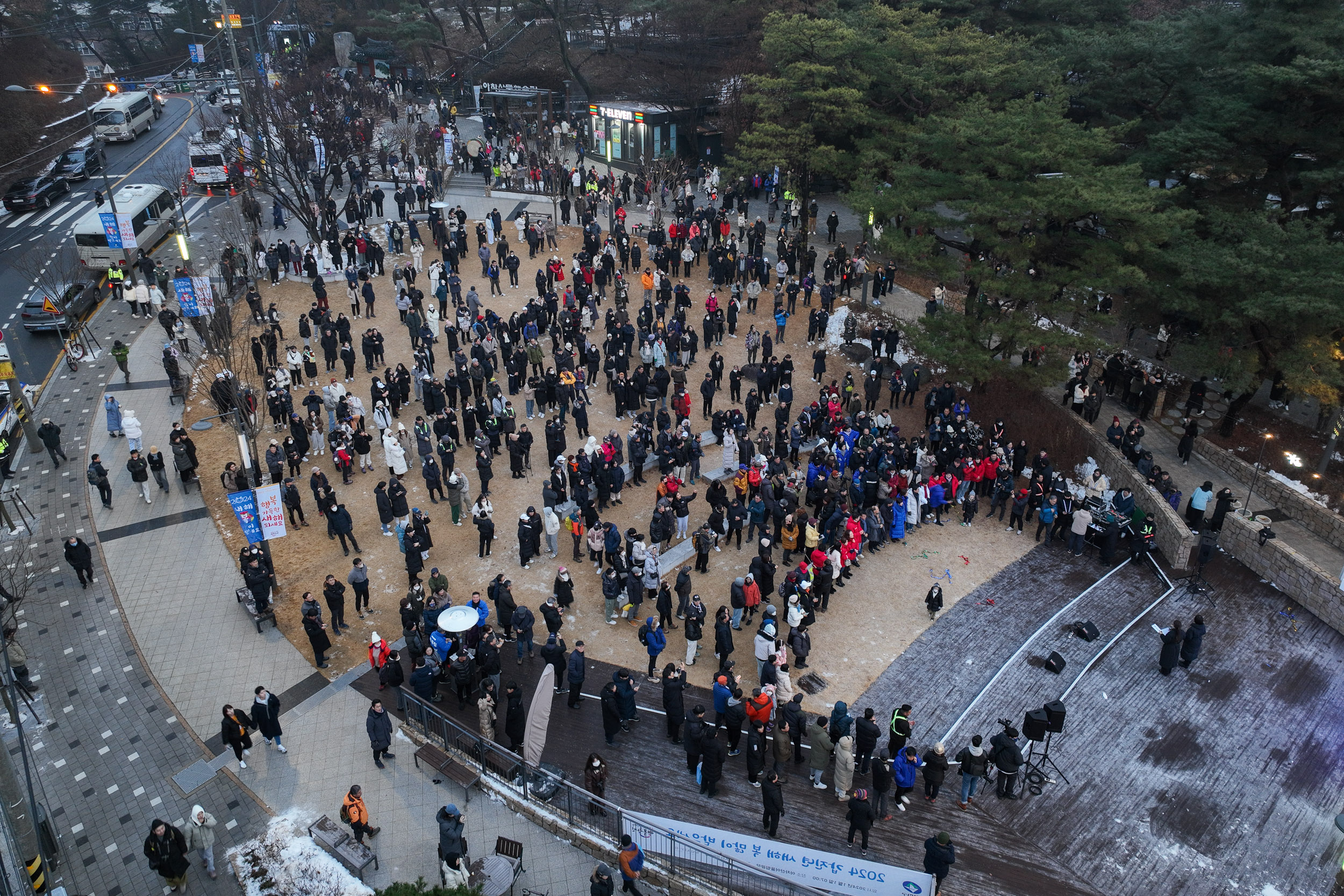 20240101-2024년 아차산 해맞이 축제 240101_0815_102347.jpg