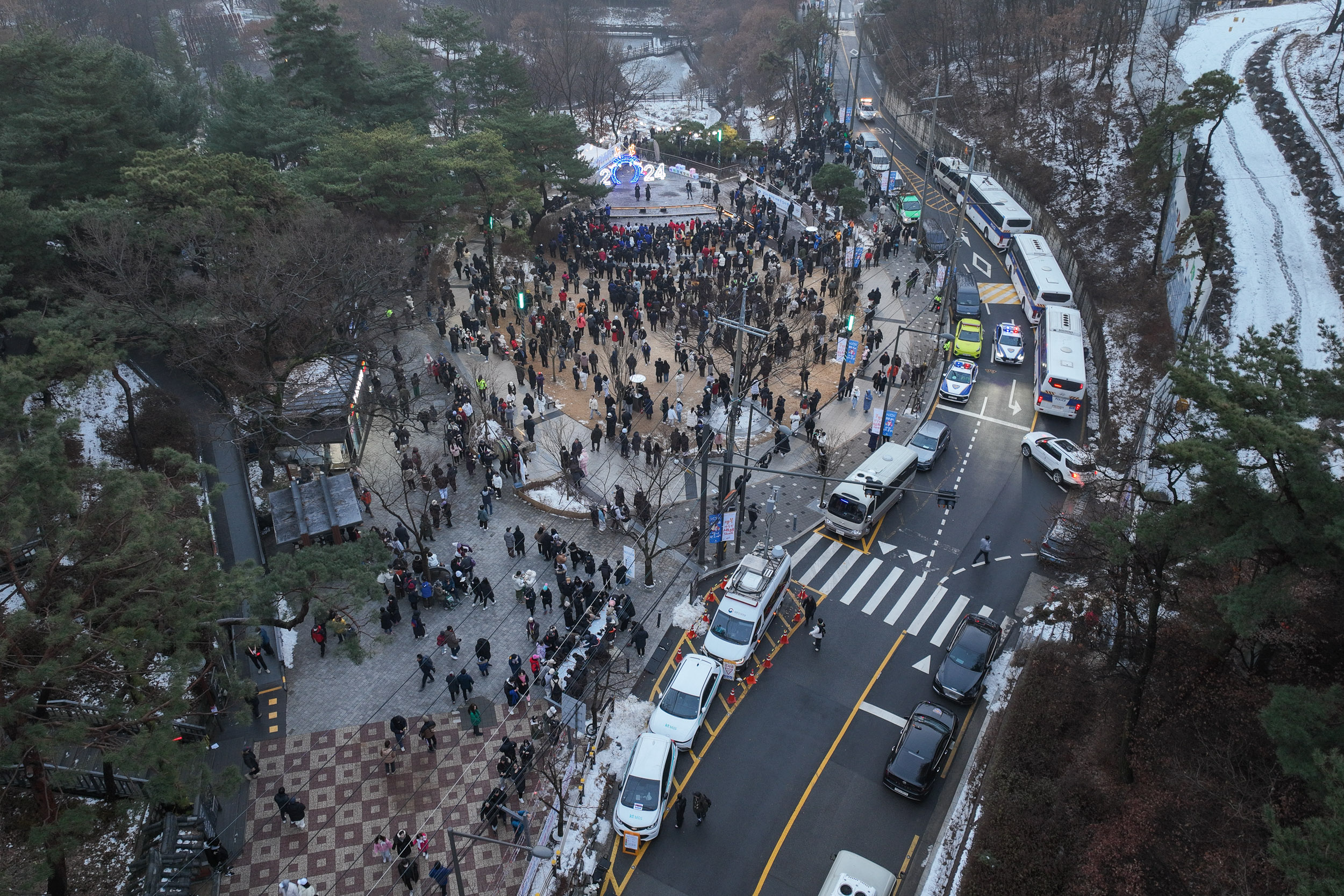 20240101-2024년 아차산 해맞이 축제 240101_0820_102348.jpg