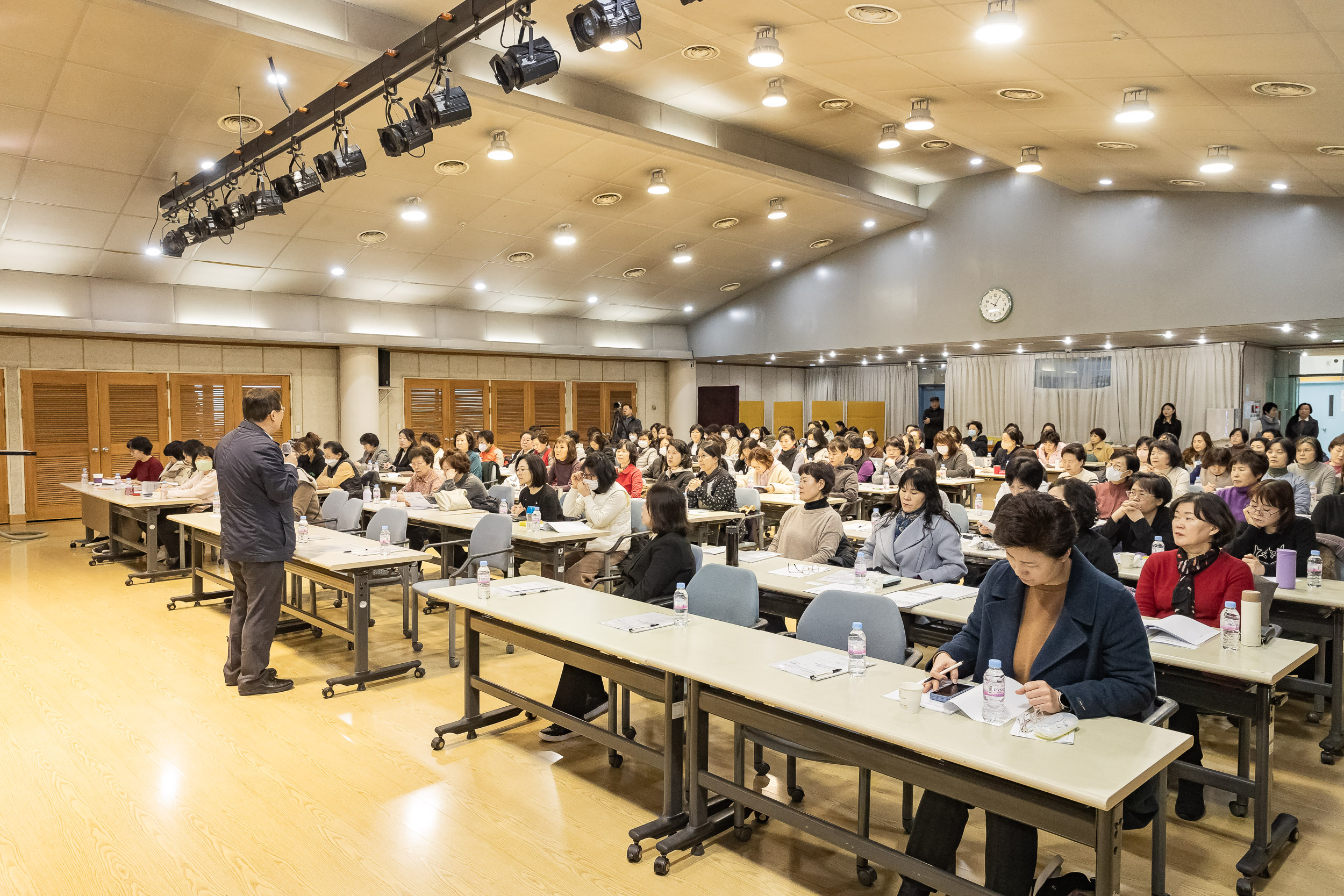 20240308-2024년 광진구가족센터 아이돌보미 간담회 및 직무교육 240308_0050_G_085241.jpg