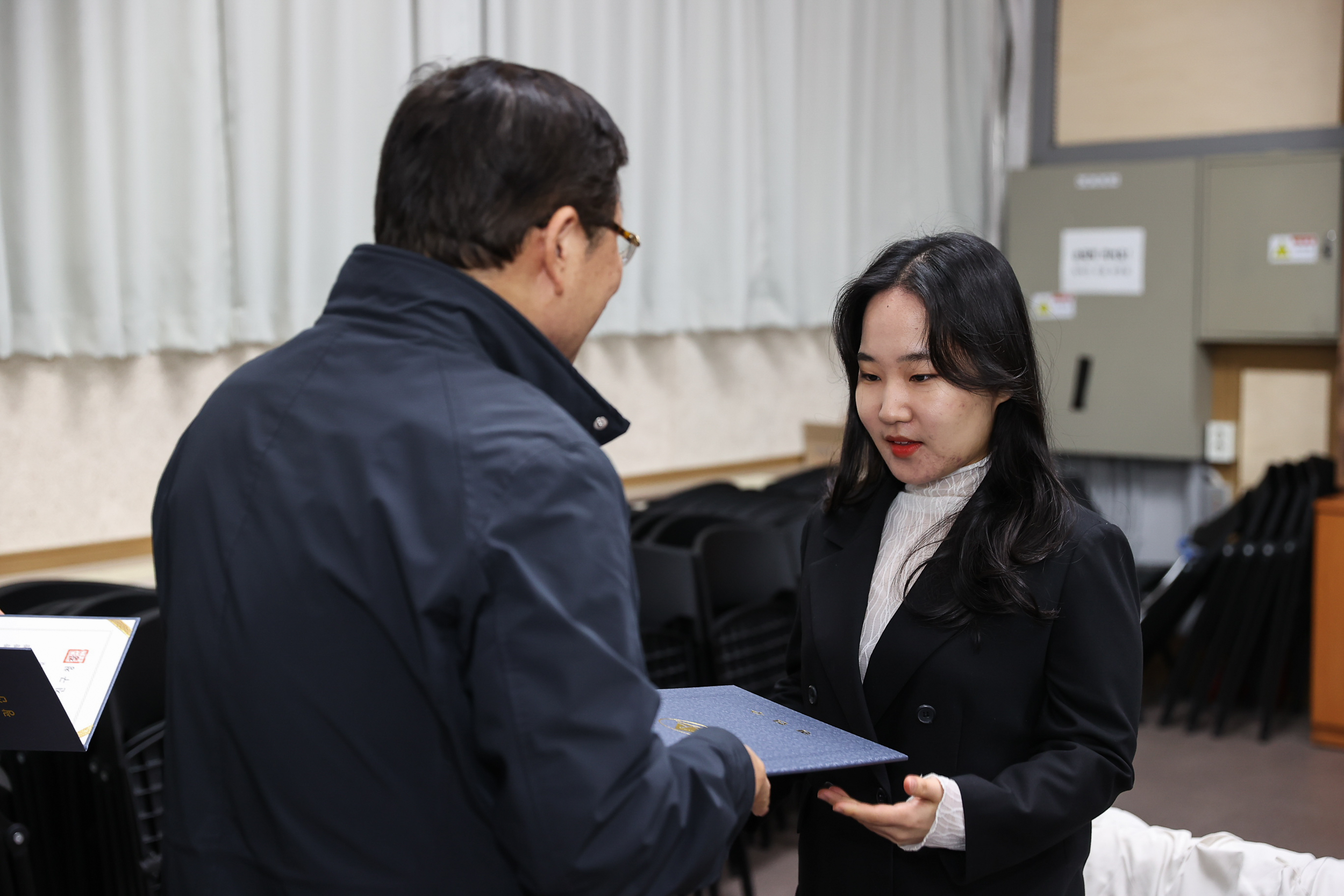 20231227-2024년 상반기 정기인사 발령장 수여식 231227_1850_G_095647.jpg