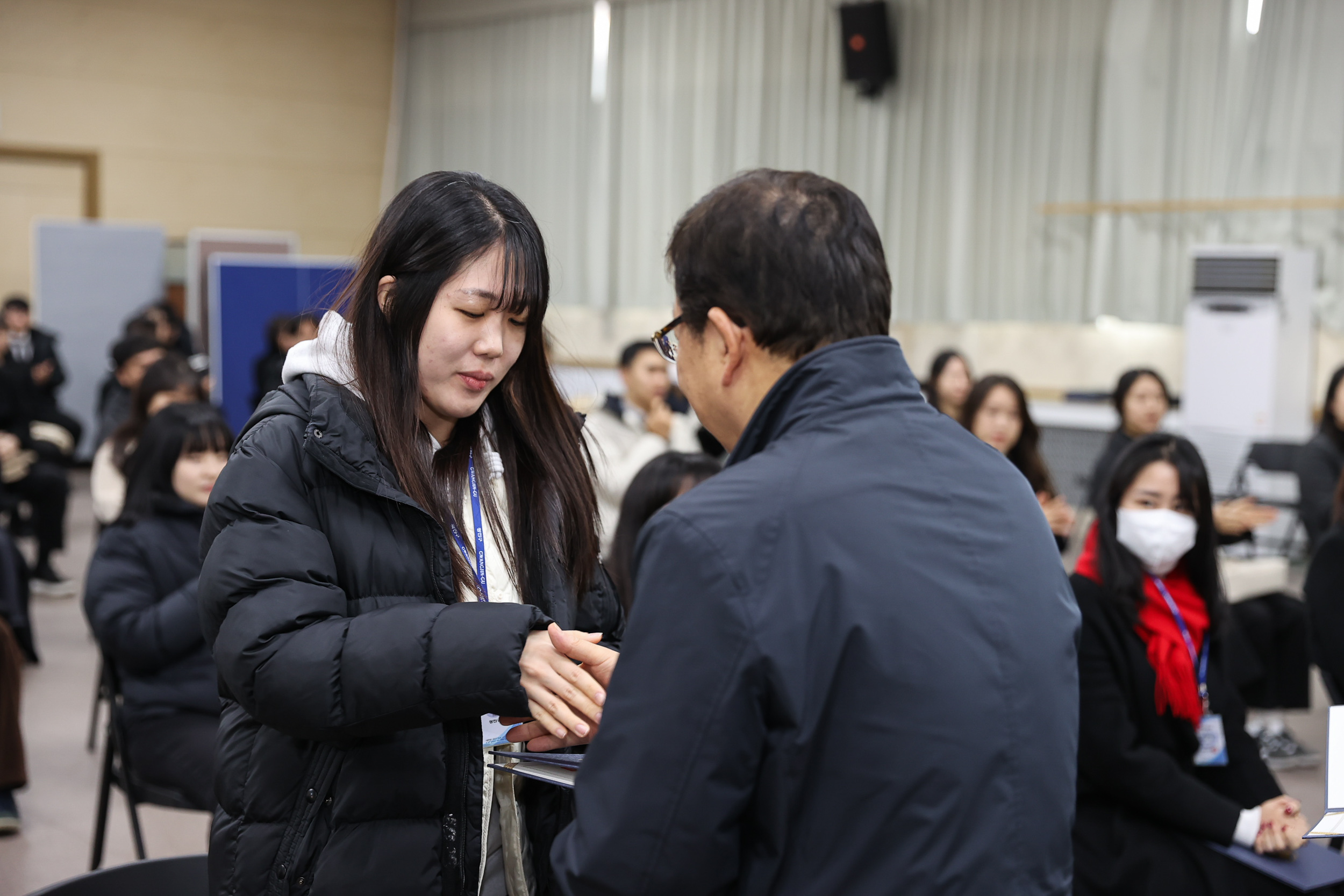 20231227-2024년 상반기 정기인사 발령장 수여식 231227_1405_G_095633.jpg