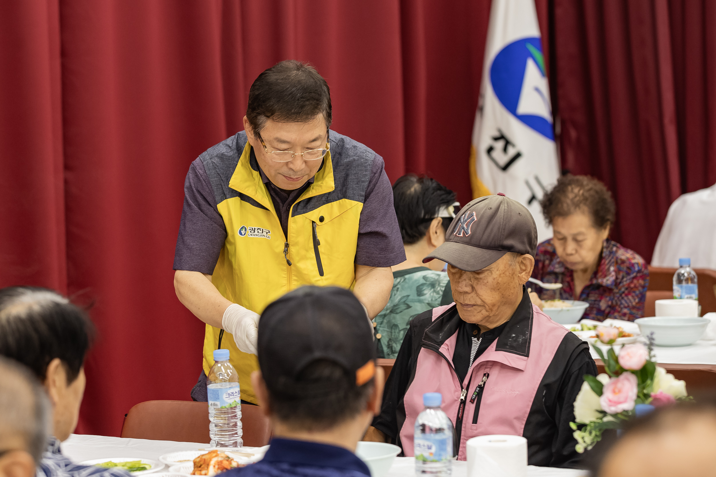 20240723-중곡1동 지역사회보장협의체 복날맞이 삼계탕 나눔 행사 240723-0186_G_182449.jpg