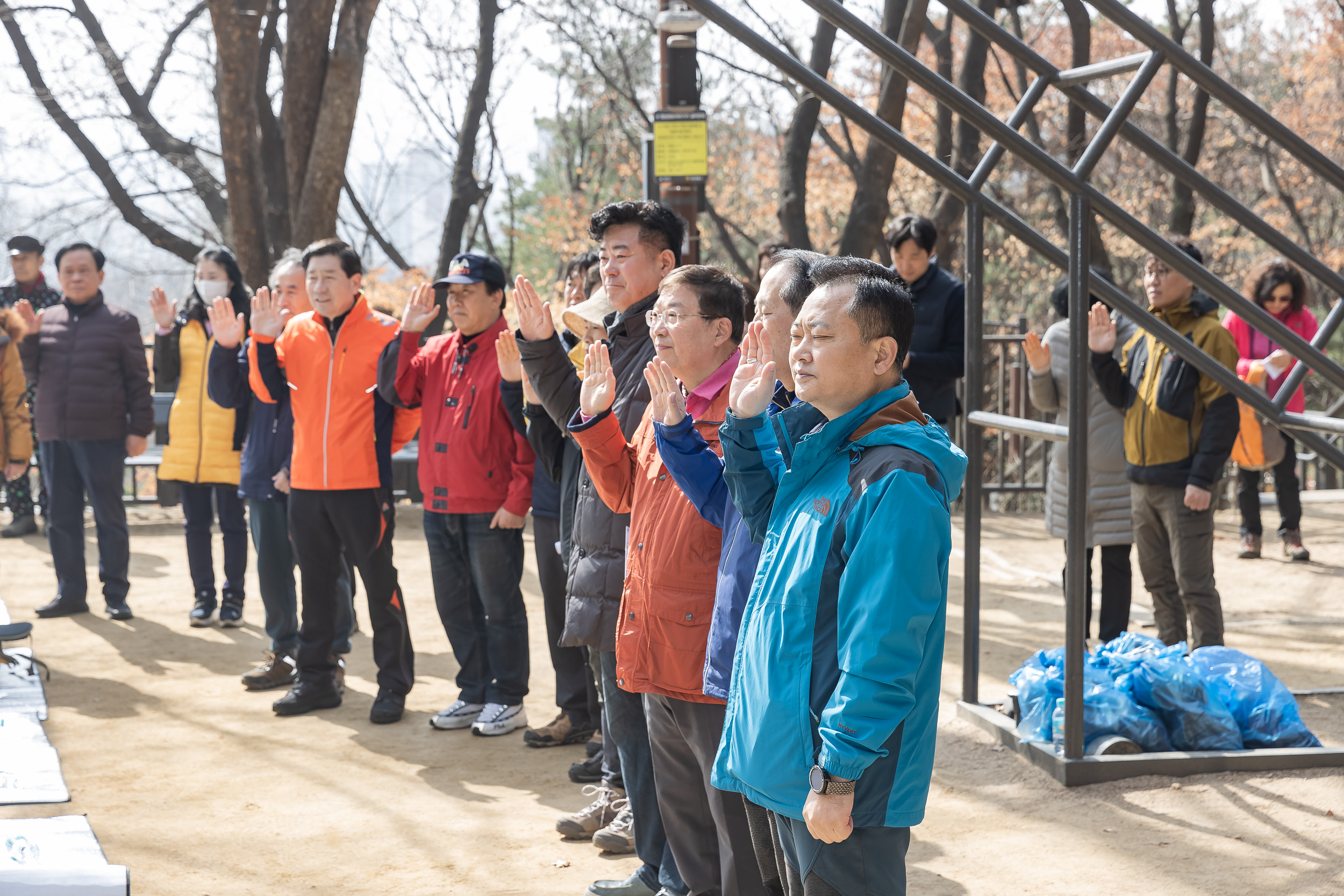 20240317-한국공인중개사협회 광진지회 산악회 시산제 240317_0116_G_094854.jpg